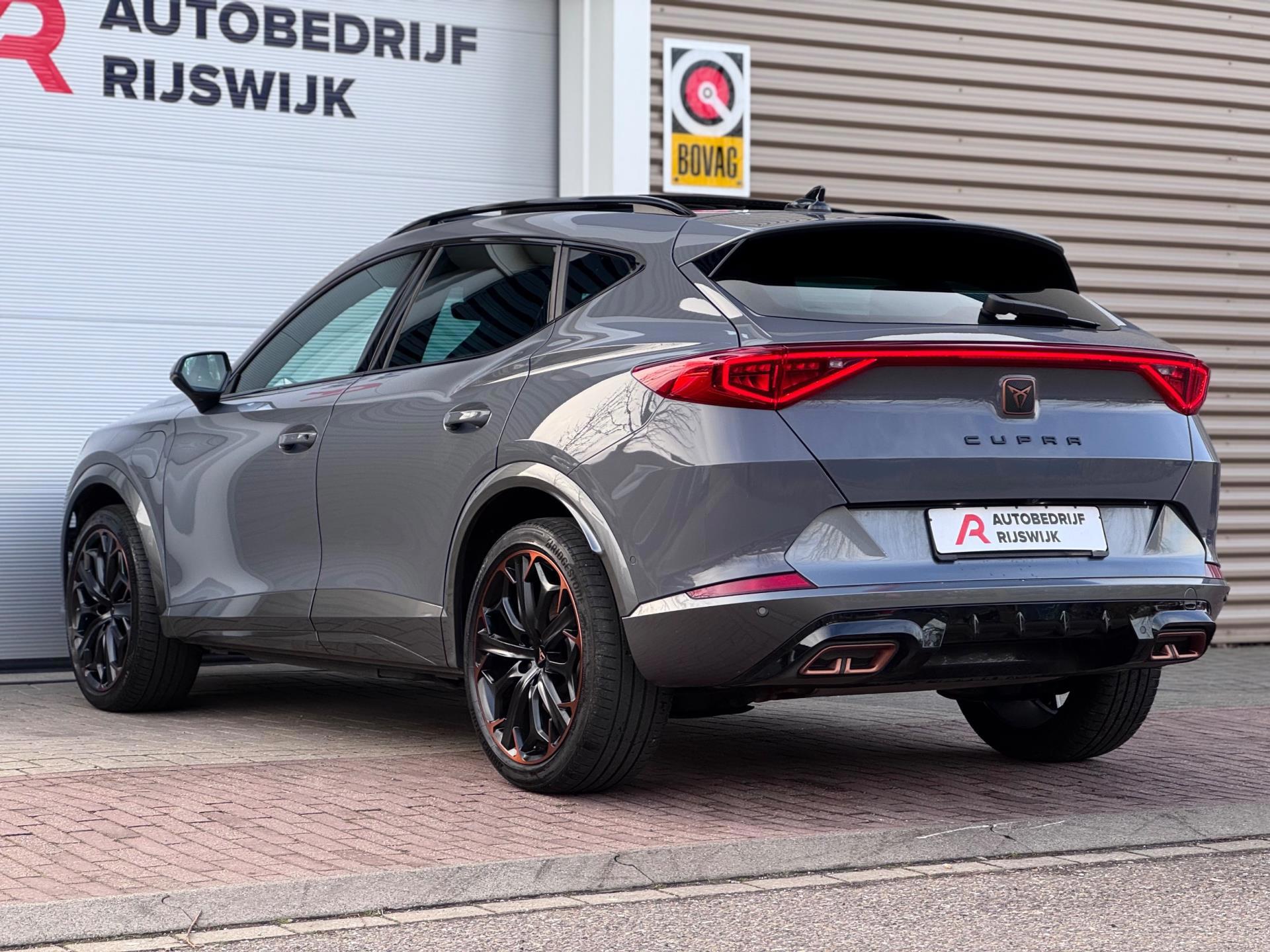 CUPRA Formentor 1.4 e-Hybrid VZ Performance (2022), foto 10