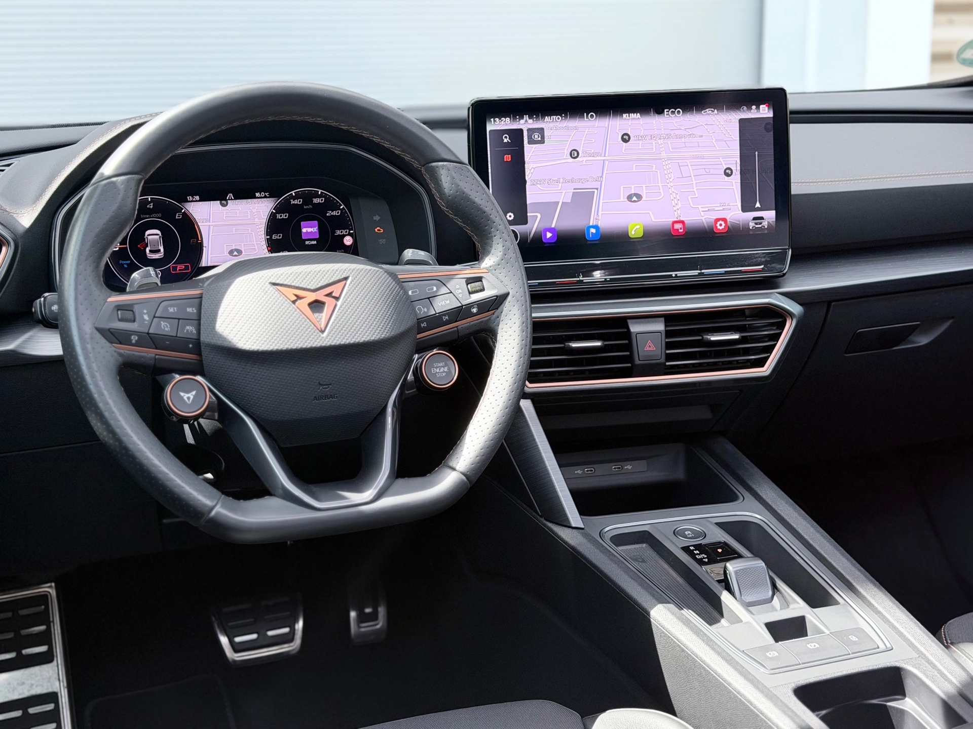 CUPRA Formentor 1.4 e-Hybrid VZ Copper Edition (2022), foto 12
