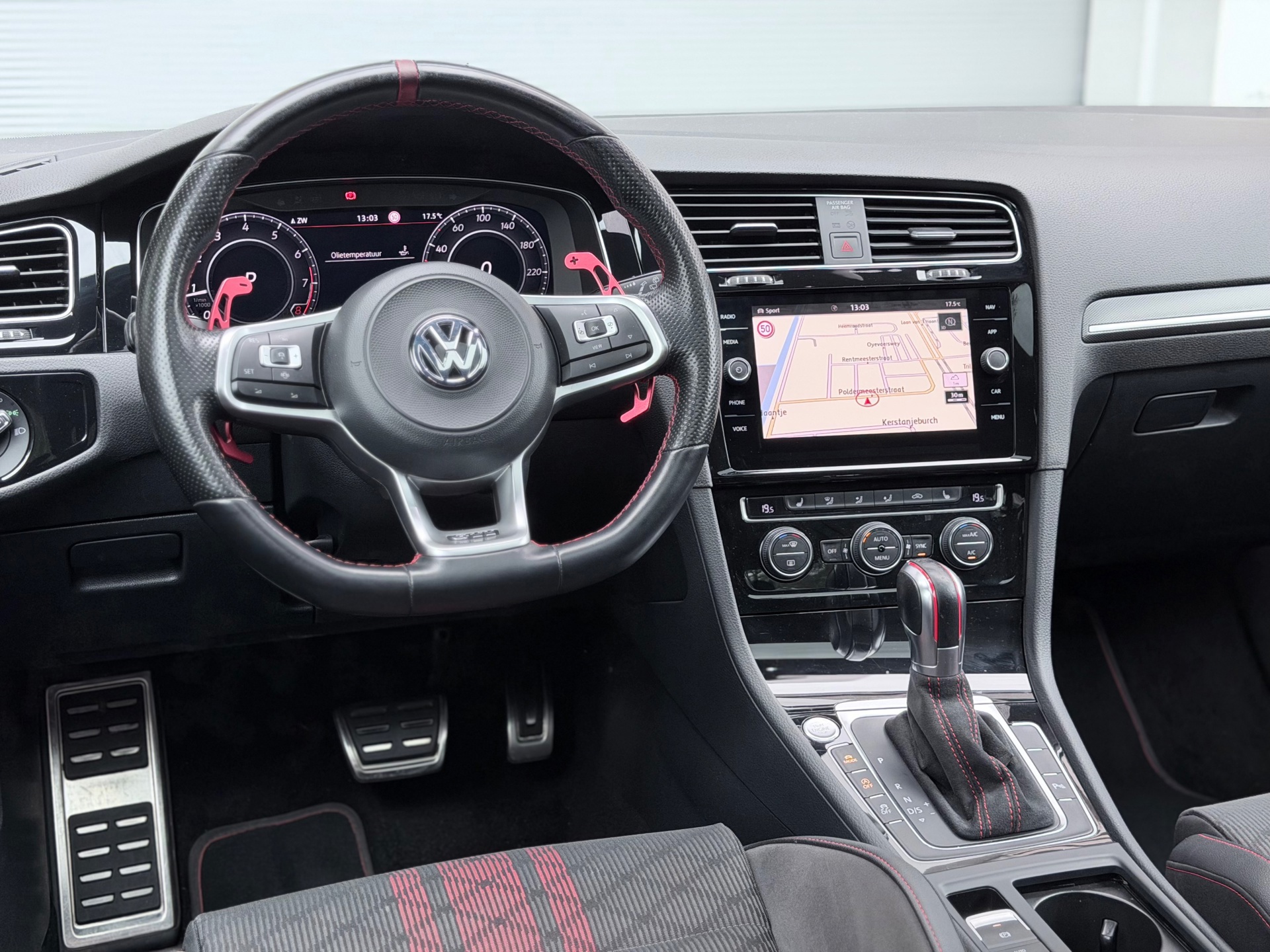 Volkswagen Golf 2.0 TSI GTI TCR (2019), foto 12