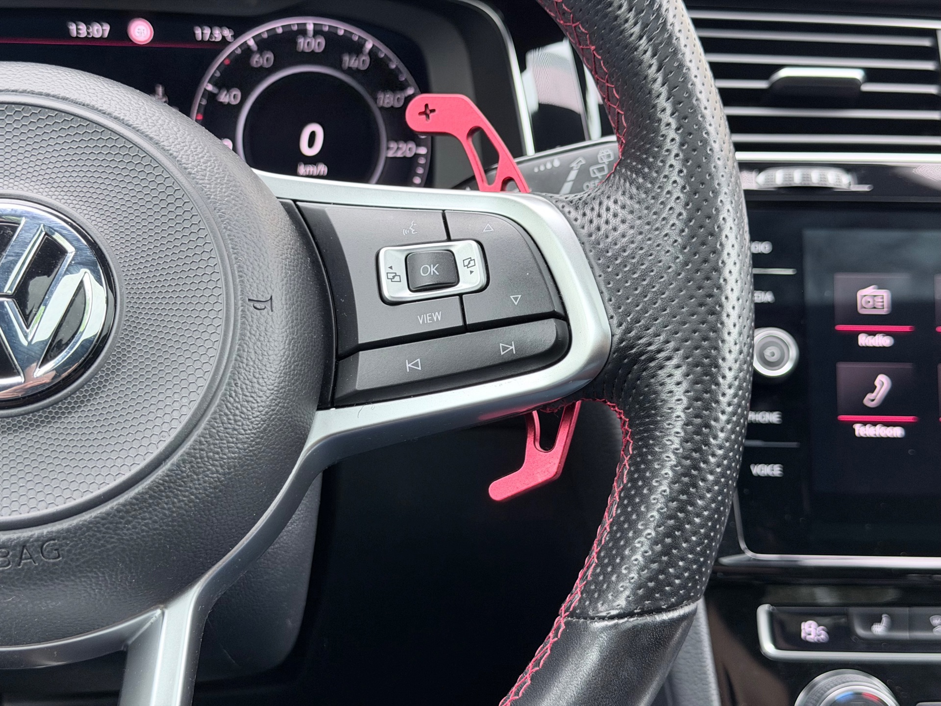 Volkswagen Golf 2.0 TSI GTI TCR (2019), foto 15