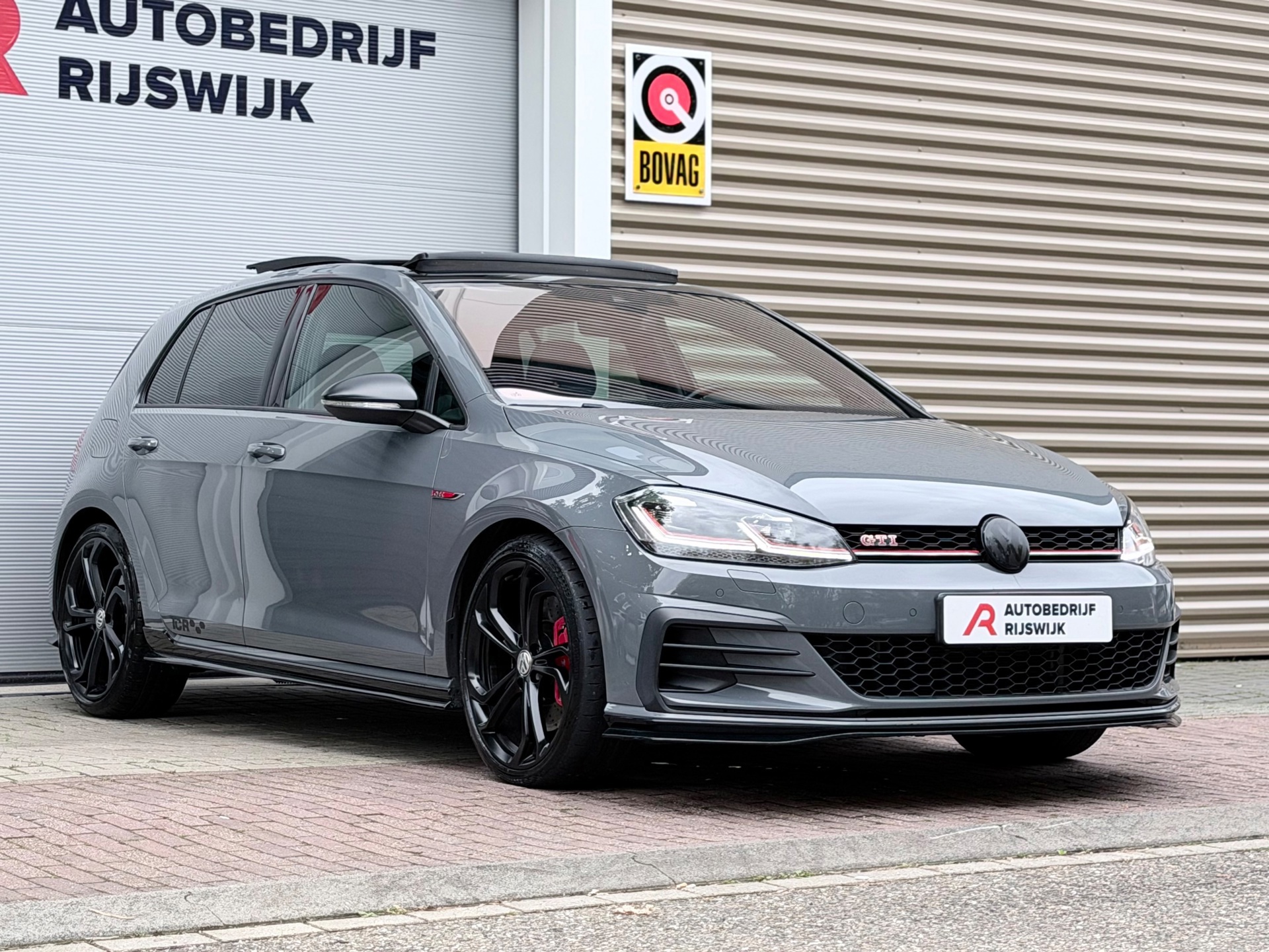 Volkswagen Golf 2.0 TSI GTI TCR (2019), foto 9