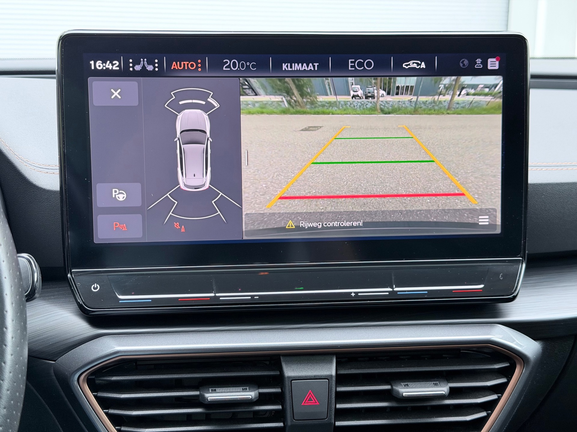 CUPRA FORMENTOR 2.0 TSI 4DRIVE (2022), foto 21