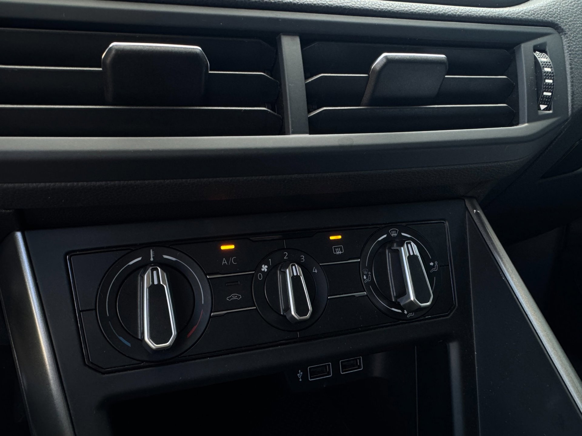 Volkswagen Polo 1.0 MPI Comfortline (2019), foto 23