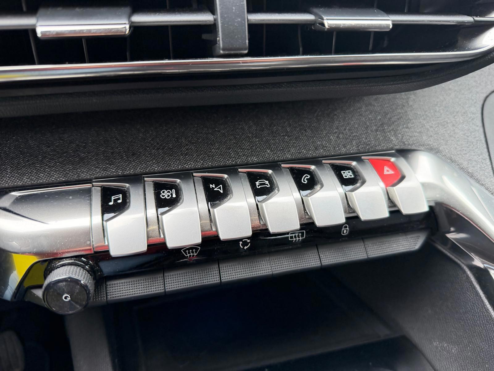 Peugeot 3008 1.2 PureTech Allure-NL auto (2020), foto 24