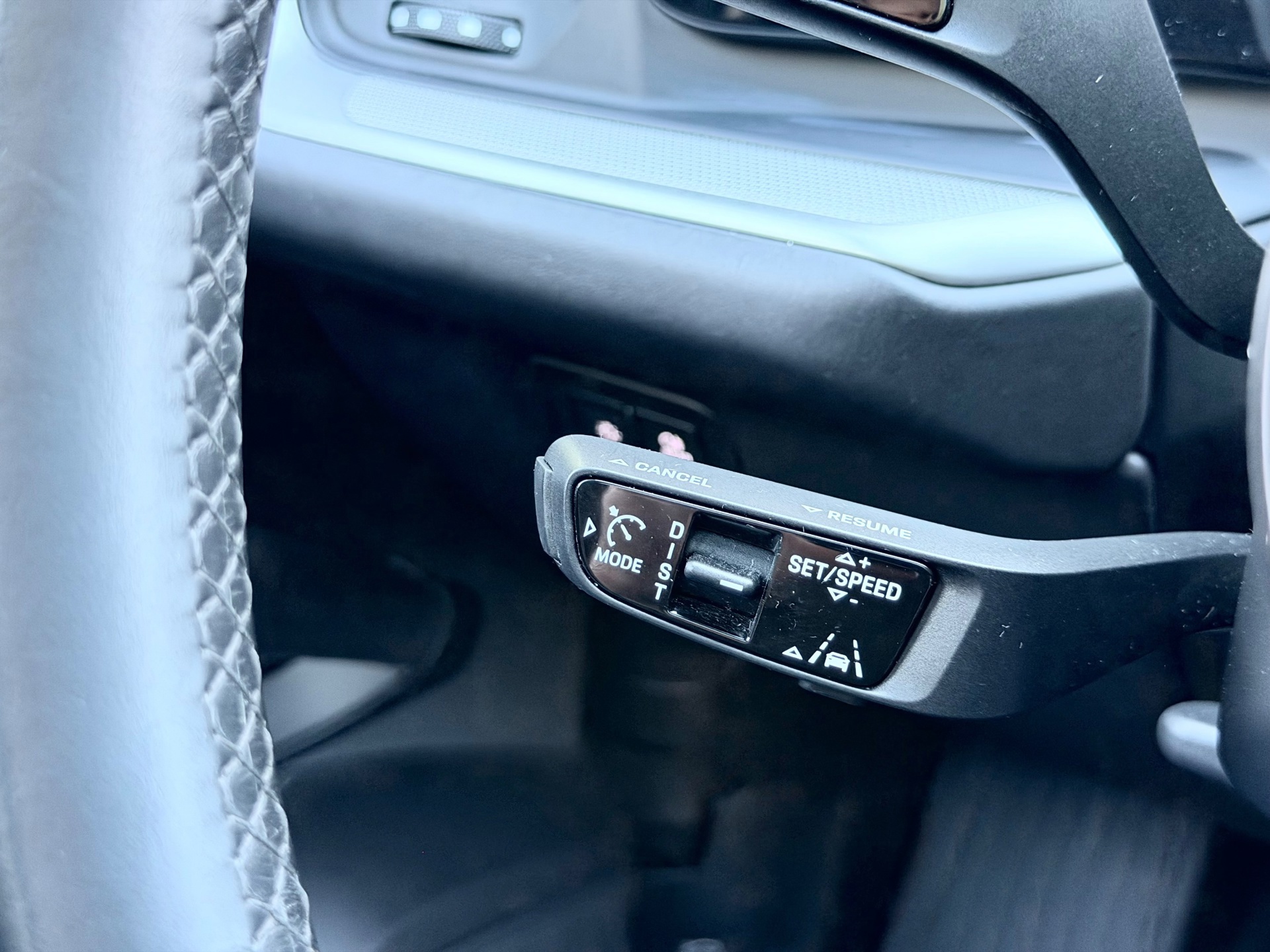 Porsche Cayenne Coupé 3.0 E-Hybrid (2023), foto 19