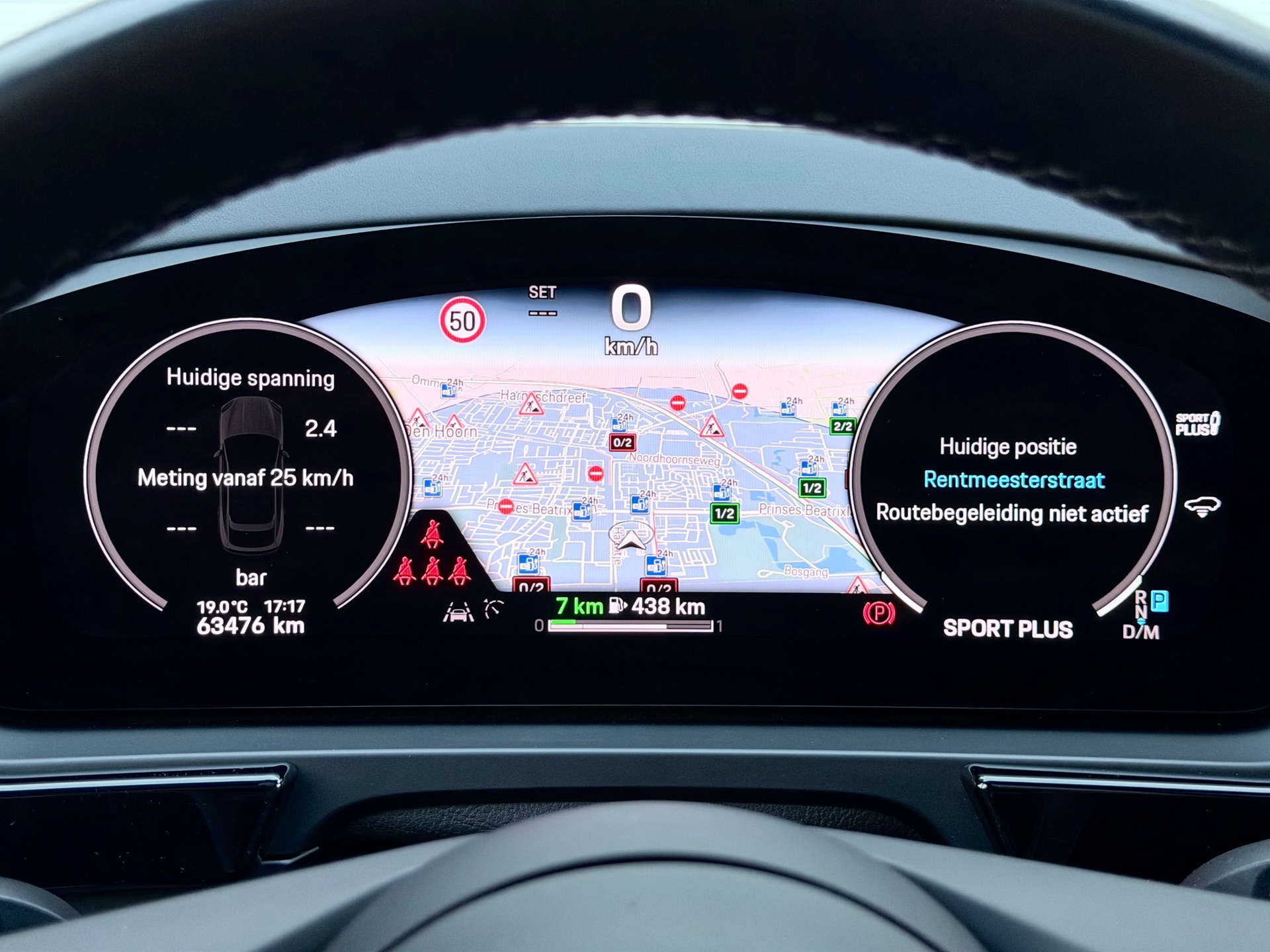 Porsche Cayenne Coupé 3.0 E-Hybrid (2023), foto 30