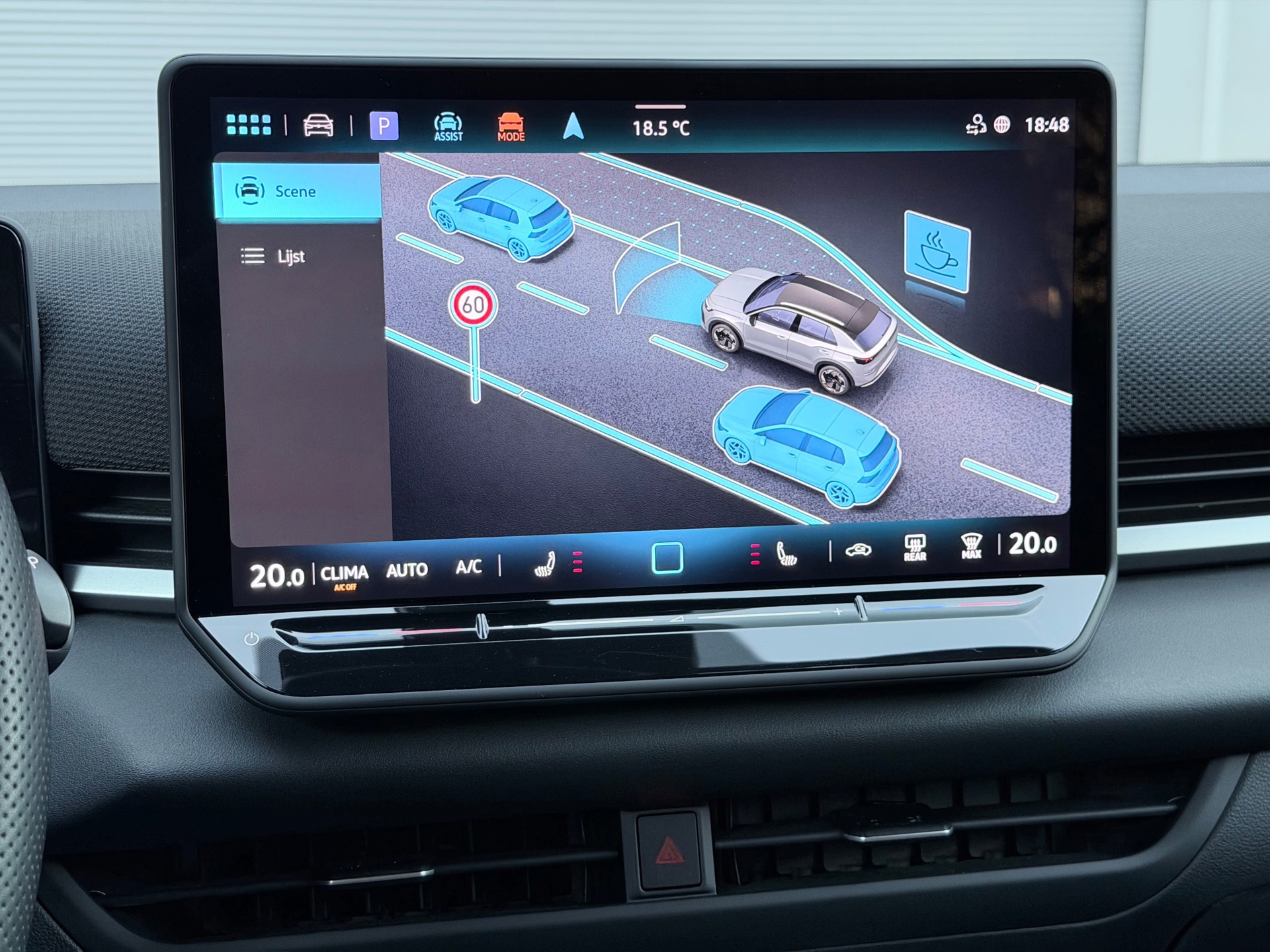 Volkswagen T-Roc 1.5 eTSI R-Line Matrix (2026), foto 22