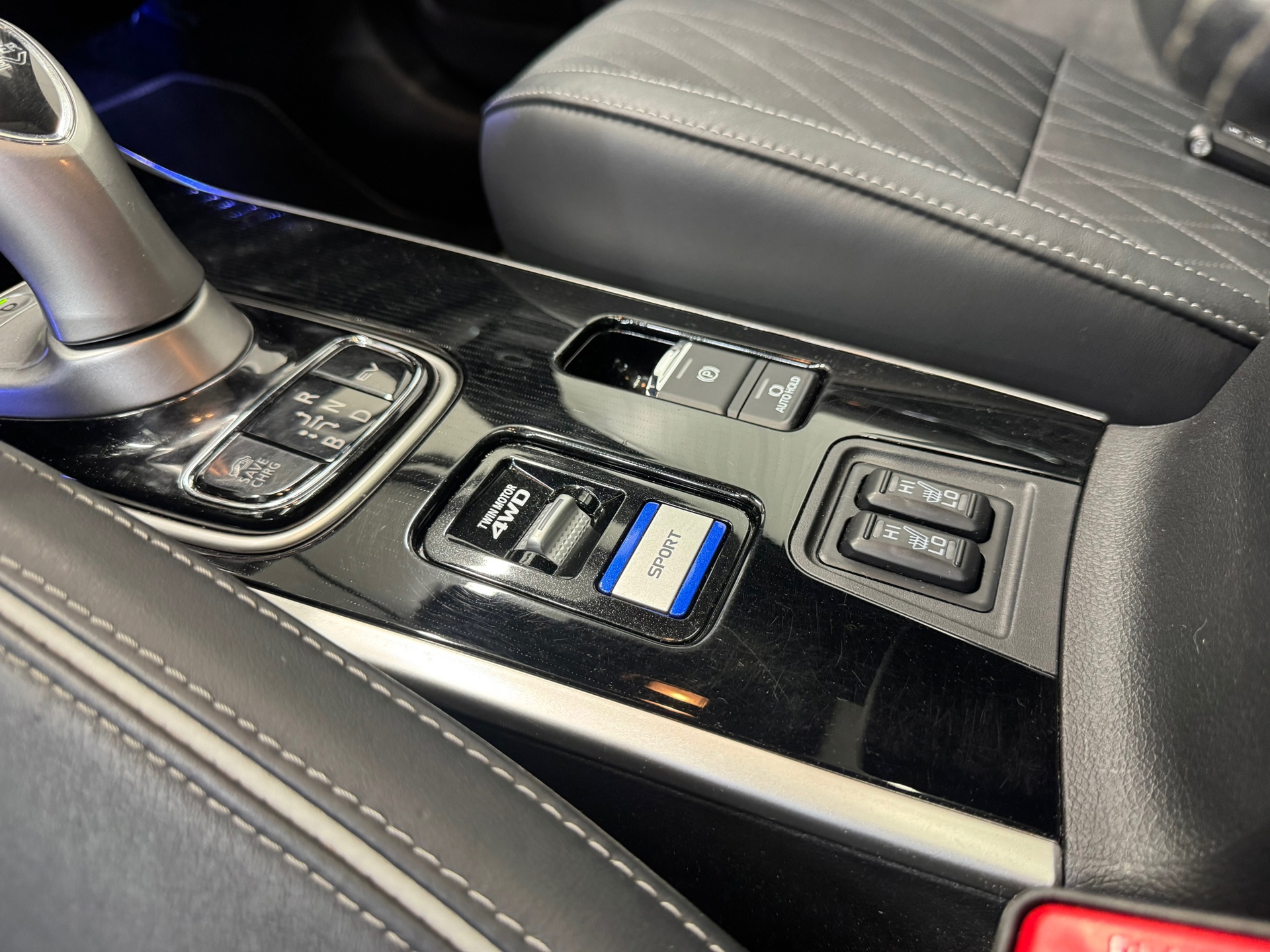 Mitsubishi Outlander 2.4 PHEV Instyle (2020), foto 22