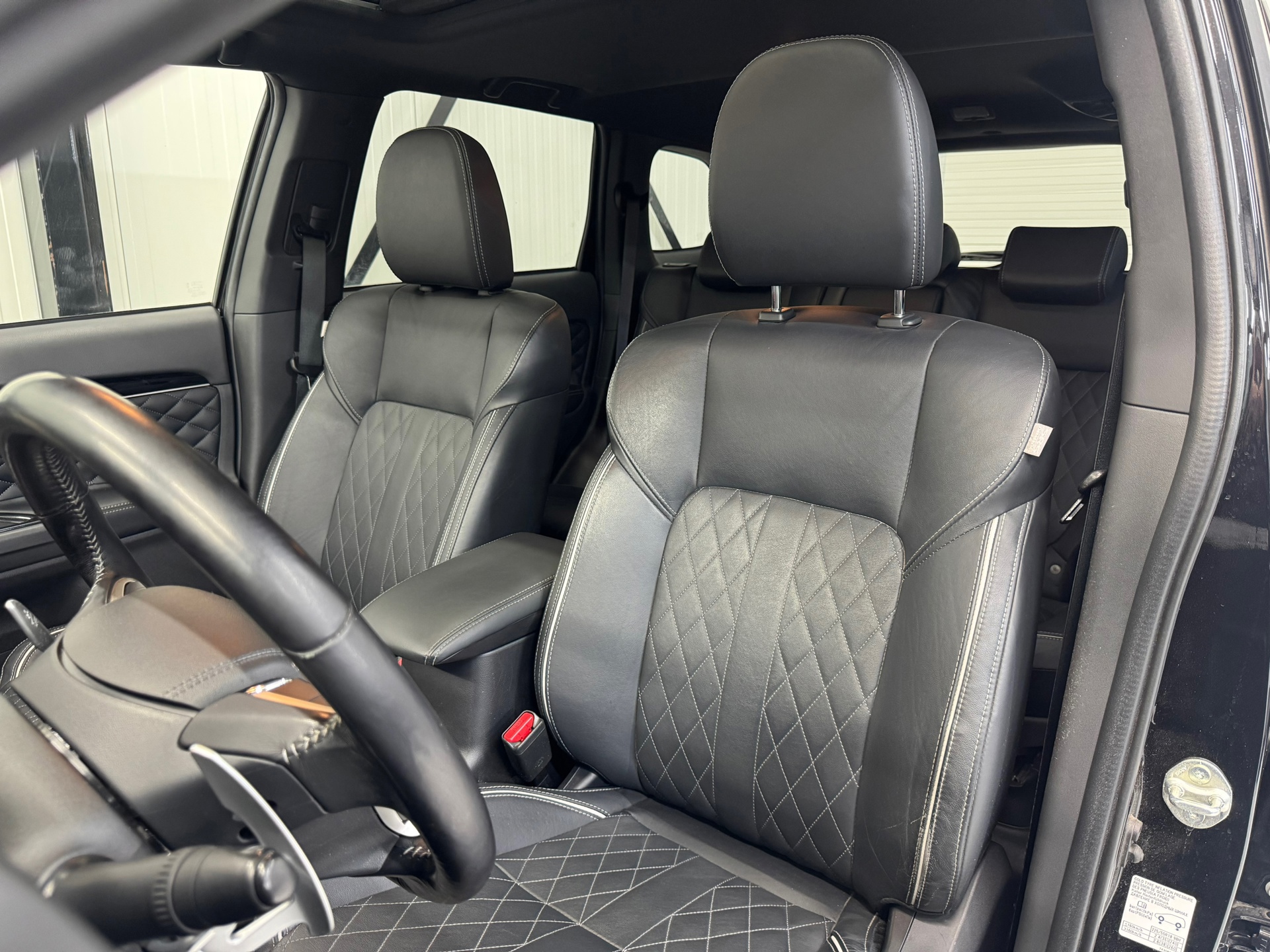 Mitsubishi Outlander 2.4 PHEV Instyle (2020), foto 28