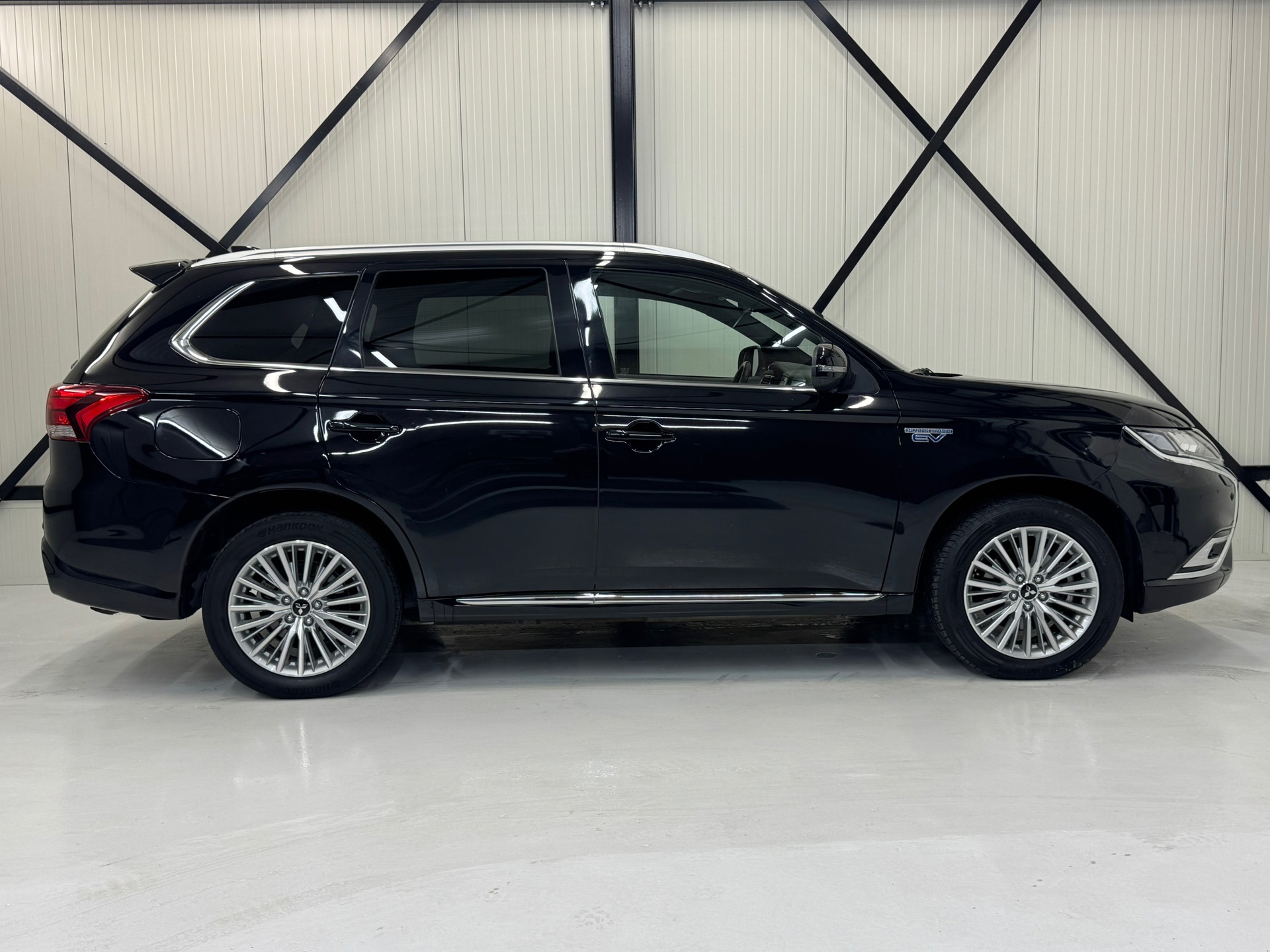 Mitsubishi Outlander 2.4 PHEV Instyle (2020), foto 8