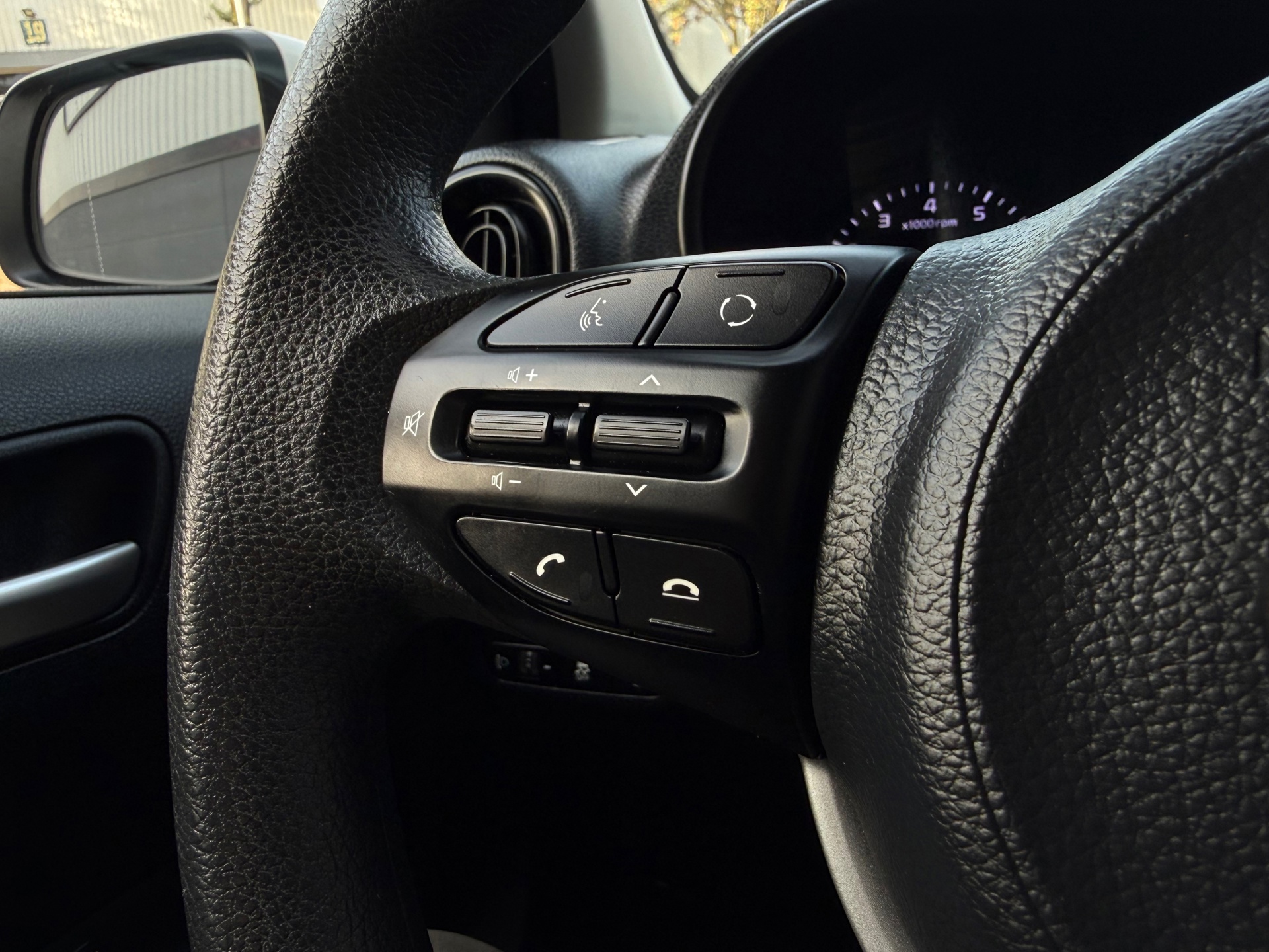 Kia Picanto 1.0 CVVT ComfortPlusLine (2018), foto 12
