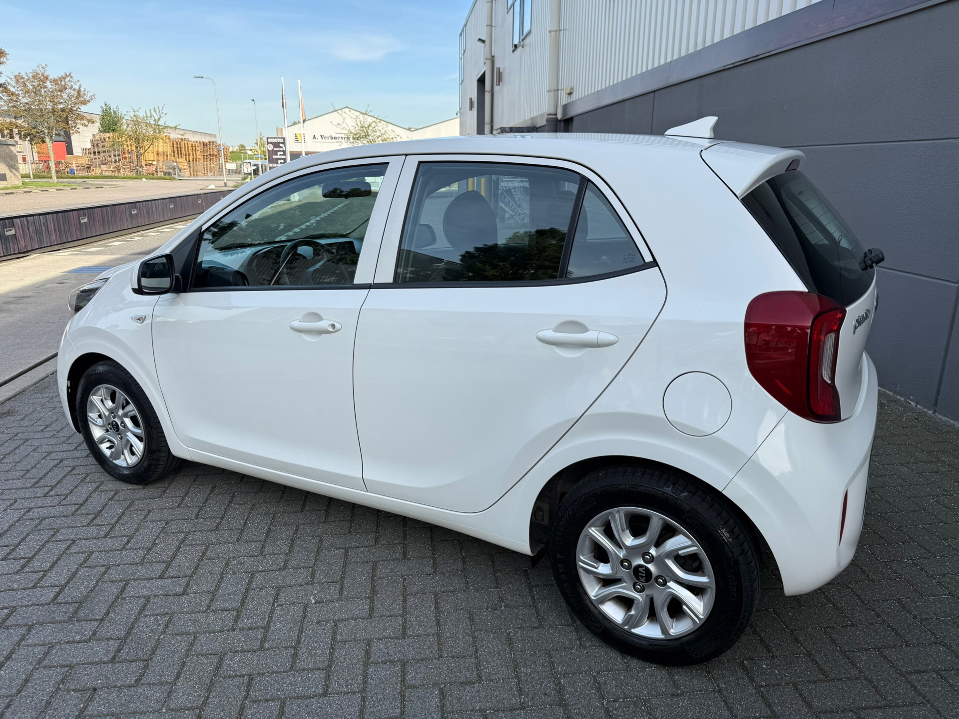 Kia Picanto 1.0 CVVT ComfortPlusLine (2018), foto 8