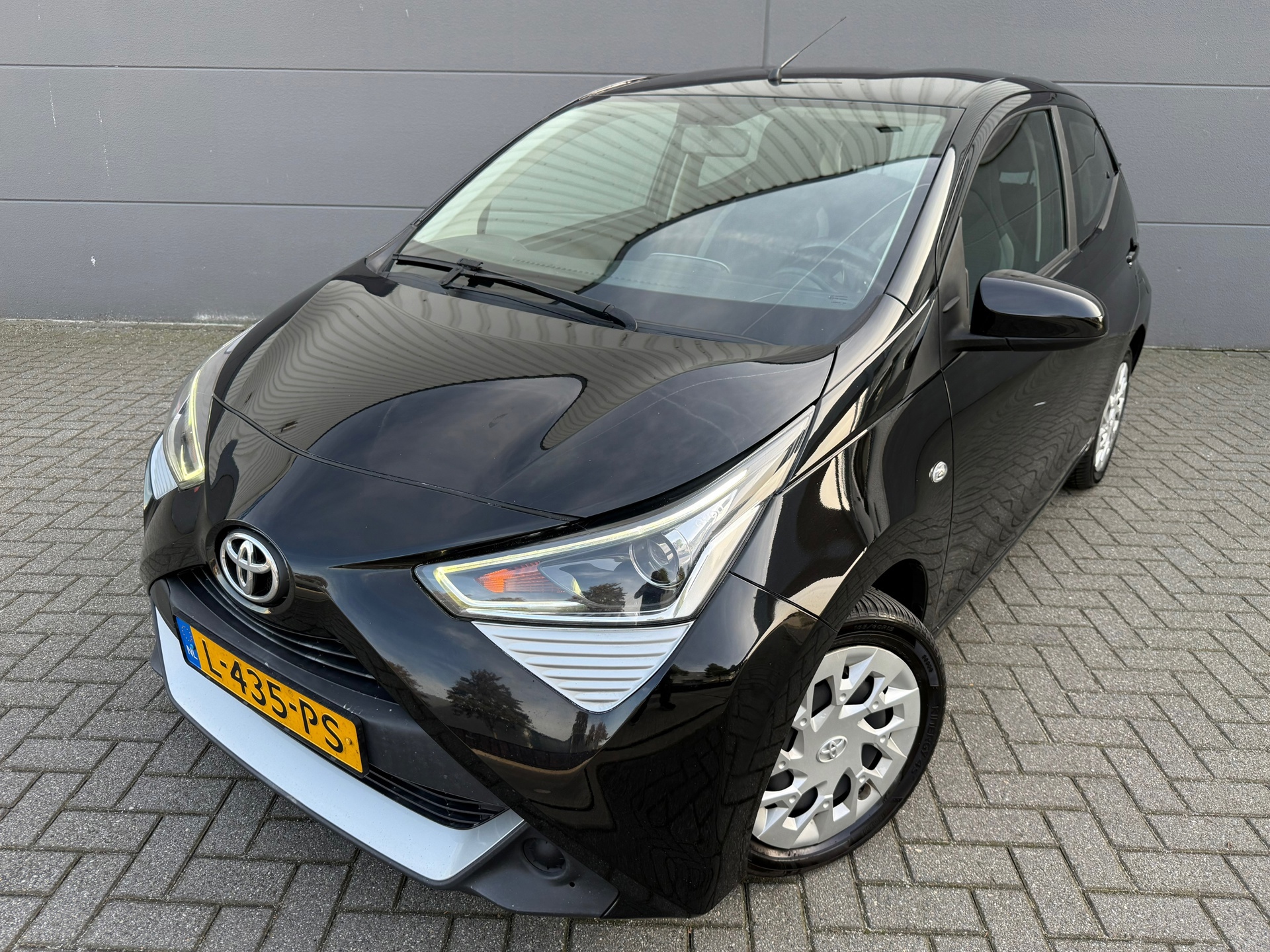 Toyota Aygo 1.0 VVT-i x-play (2021), foto 24