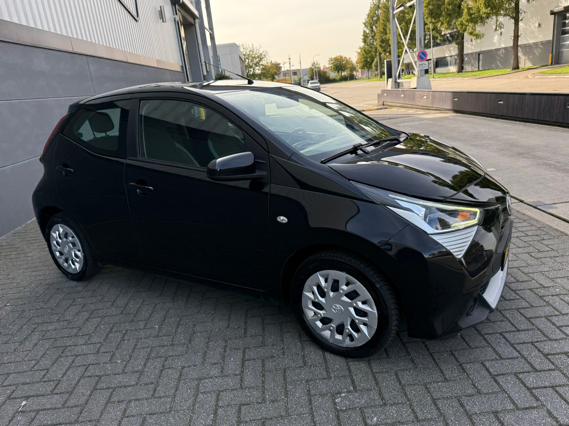 Toyota Aygo 1.0 VVT-i x-play (2021), foto 4