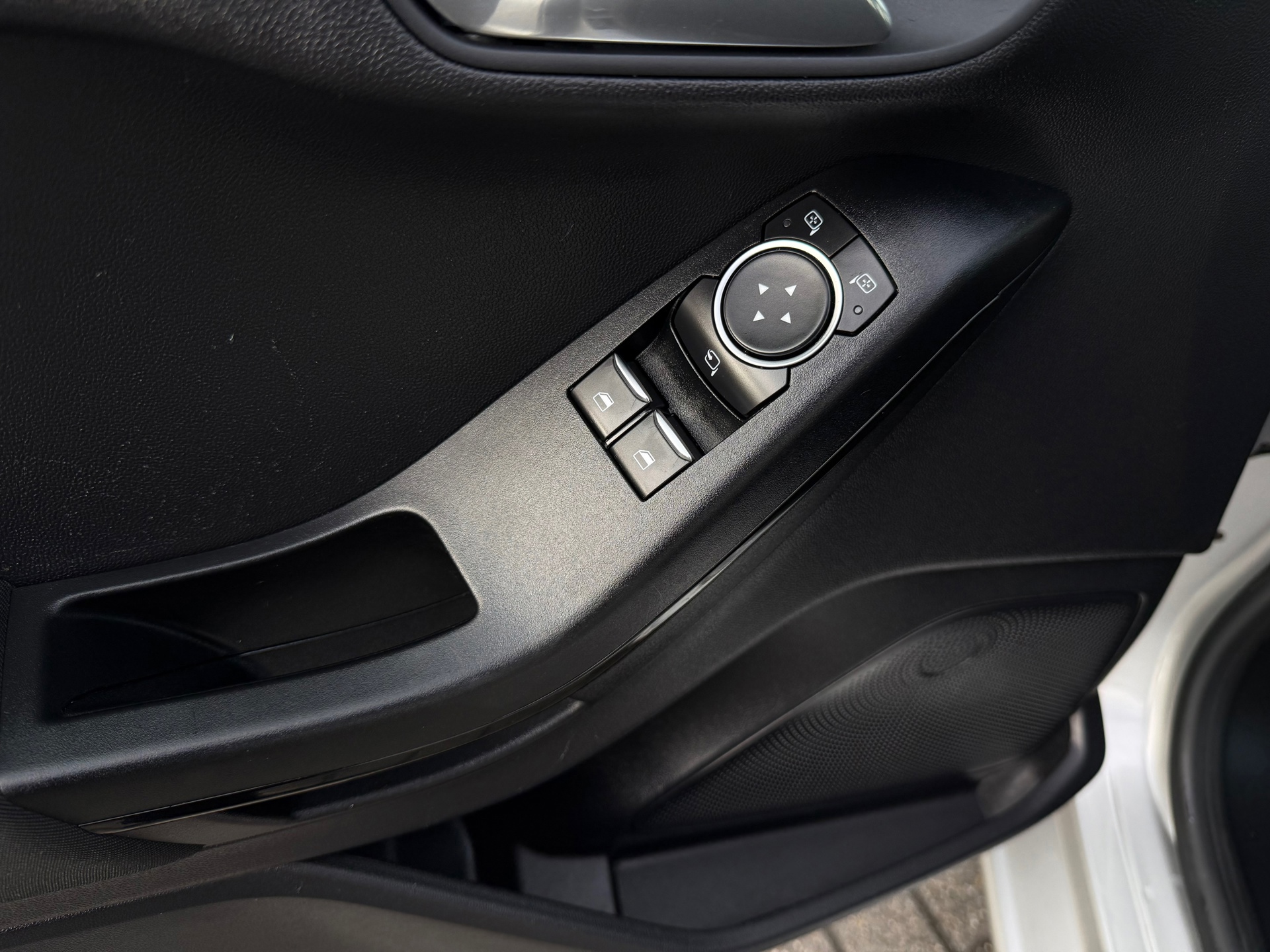 Ford Fiesta 1.1 Trend (2019), foto 21