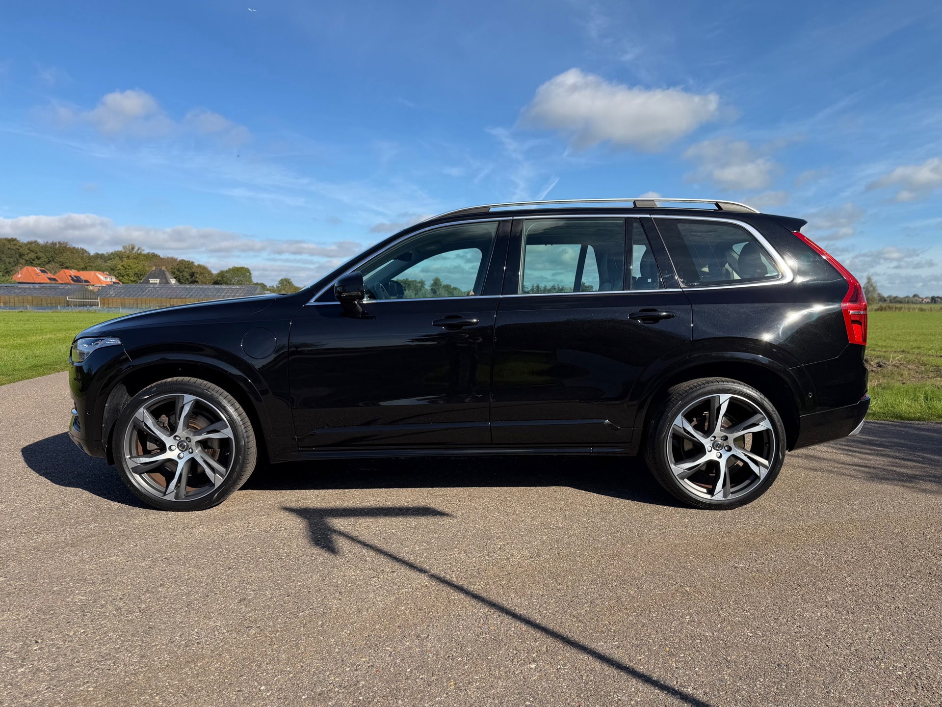 Volvo XC90 2.0 T8 Twin Engine AWD Momentum (2019), foto 12