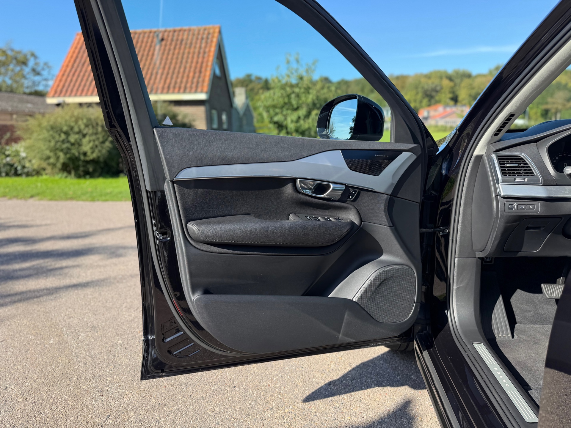 Volvo XC90 2.0 T8 Twin Engine AWD Momentum (2019), foto 13