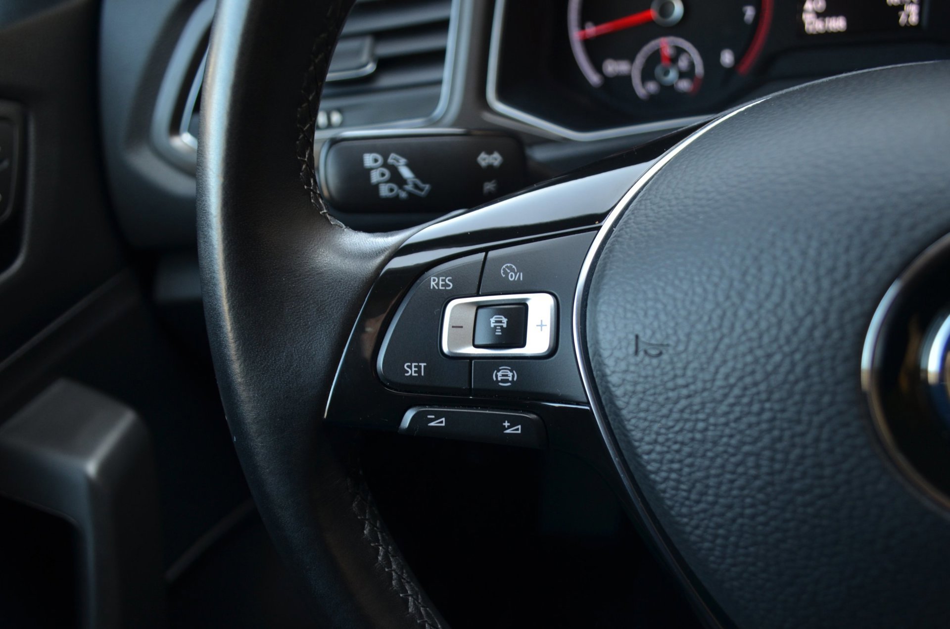 Volkswagen T-Roc 1.5 TSI Sport Business (2019), foto 16
