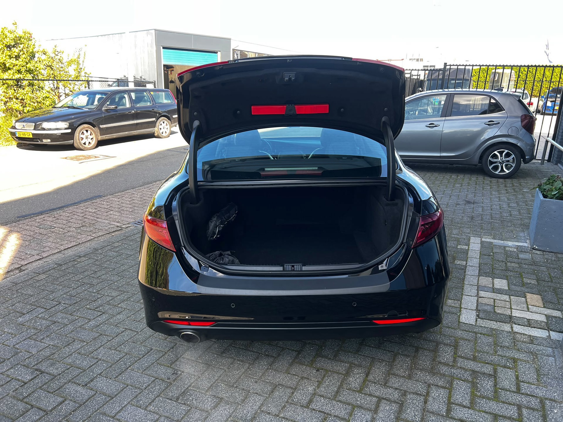 Alfa Romeo Giulia 2.0T (2017), foto 8
