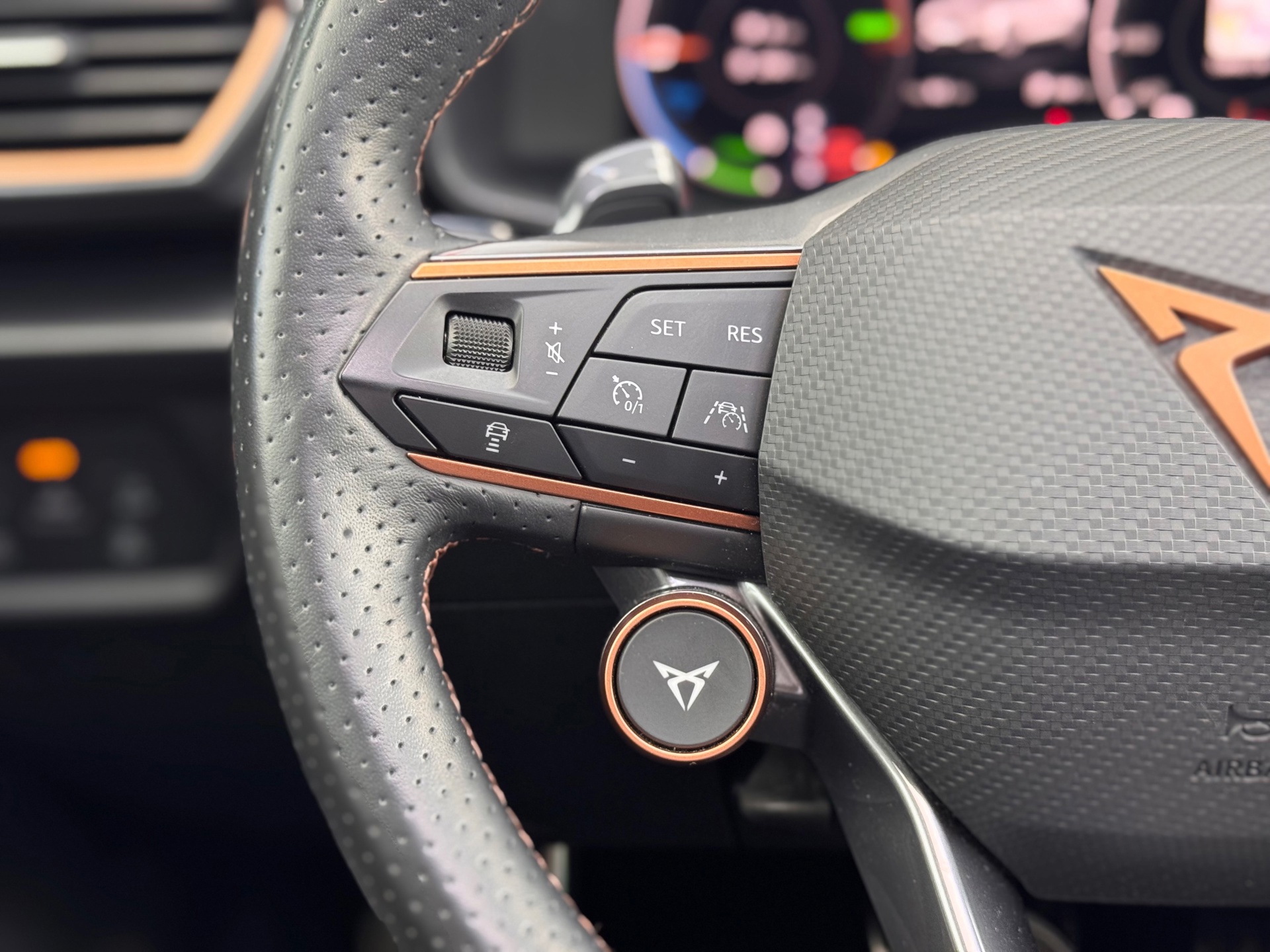 CUPRA Formentor 1.4 e-Hybrid VZ Copper Edition (2022), foto 14