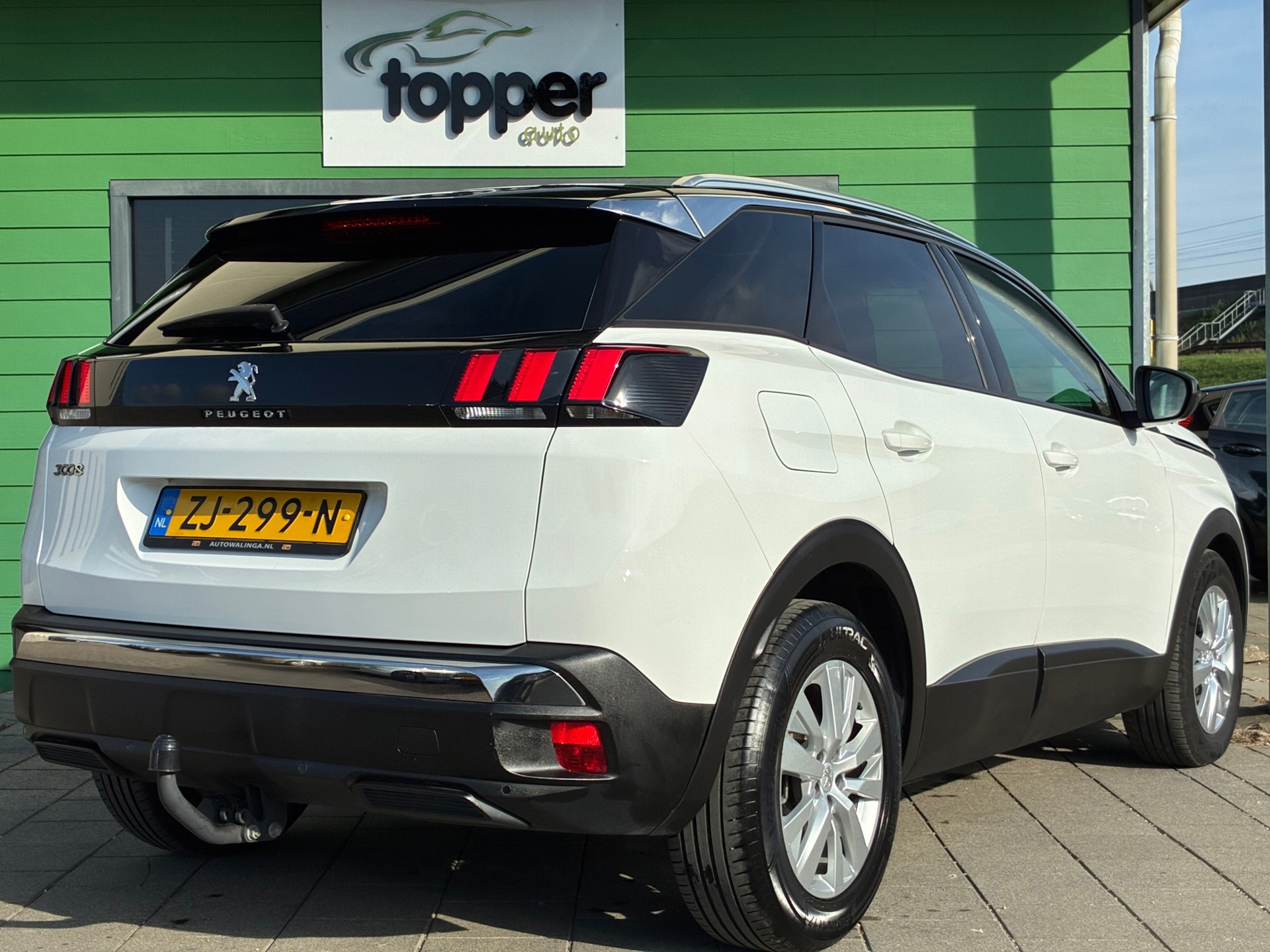 Peugeot 3008 1.2 PureTech Active (2019), foto 3
