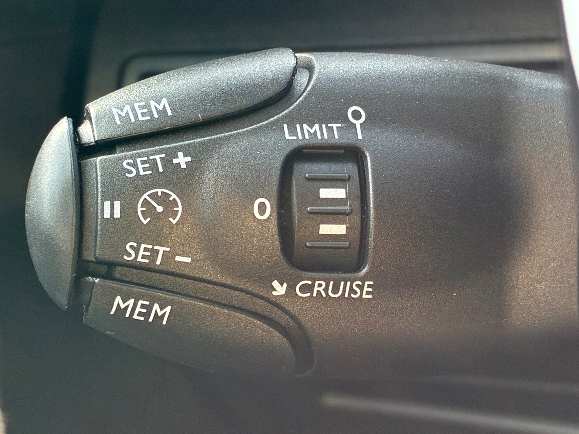 Peugeot 3008 1.2 PureTech Active (2019), foto 21