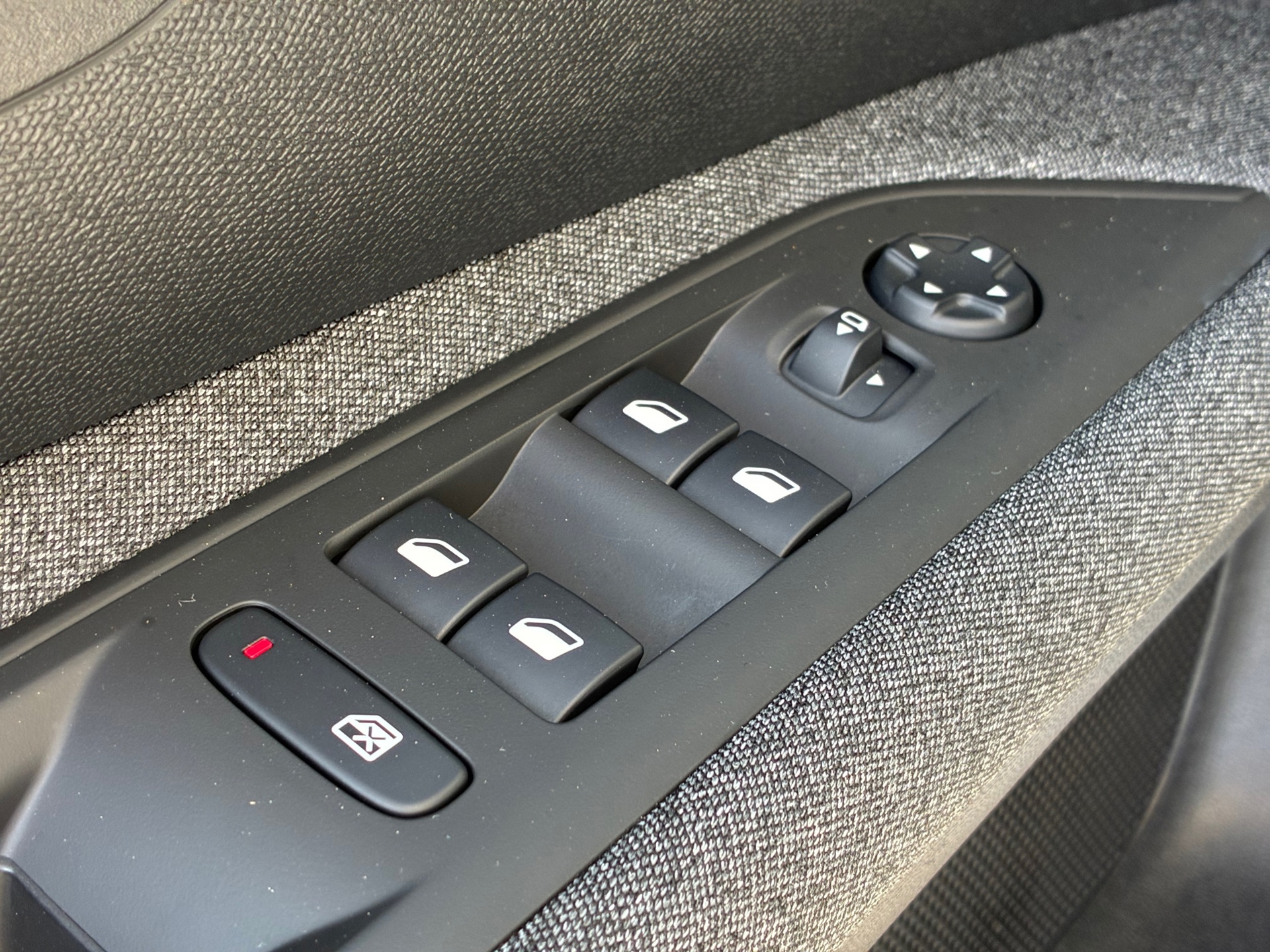 Peugeot 3008 1.2 PureTech Active (2019), foto 22