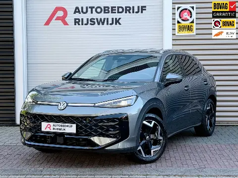Volkswagen T-Roc 1.5 eTSI R-Line Matrix (2026)