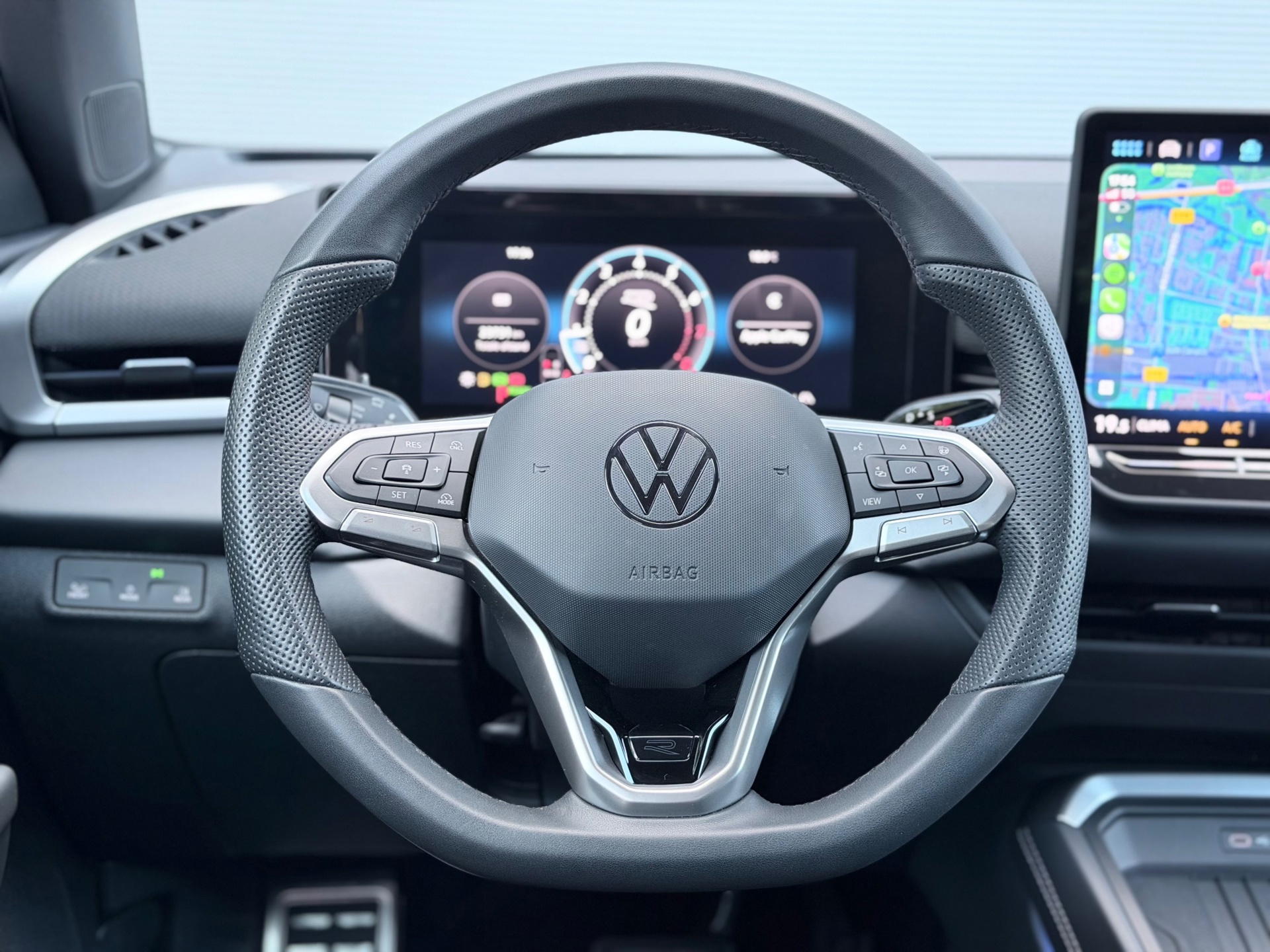 Volkswagen T-Roc 1.5 eTSI R-Line Matrix (2026), foto 15
