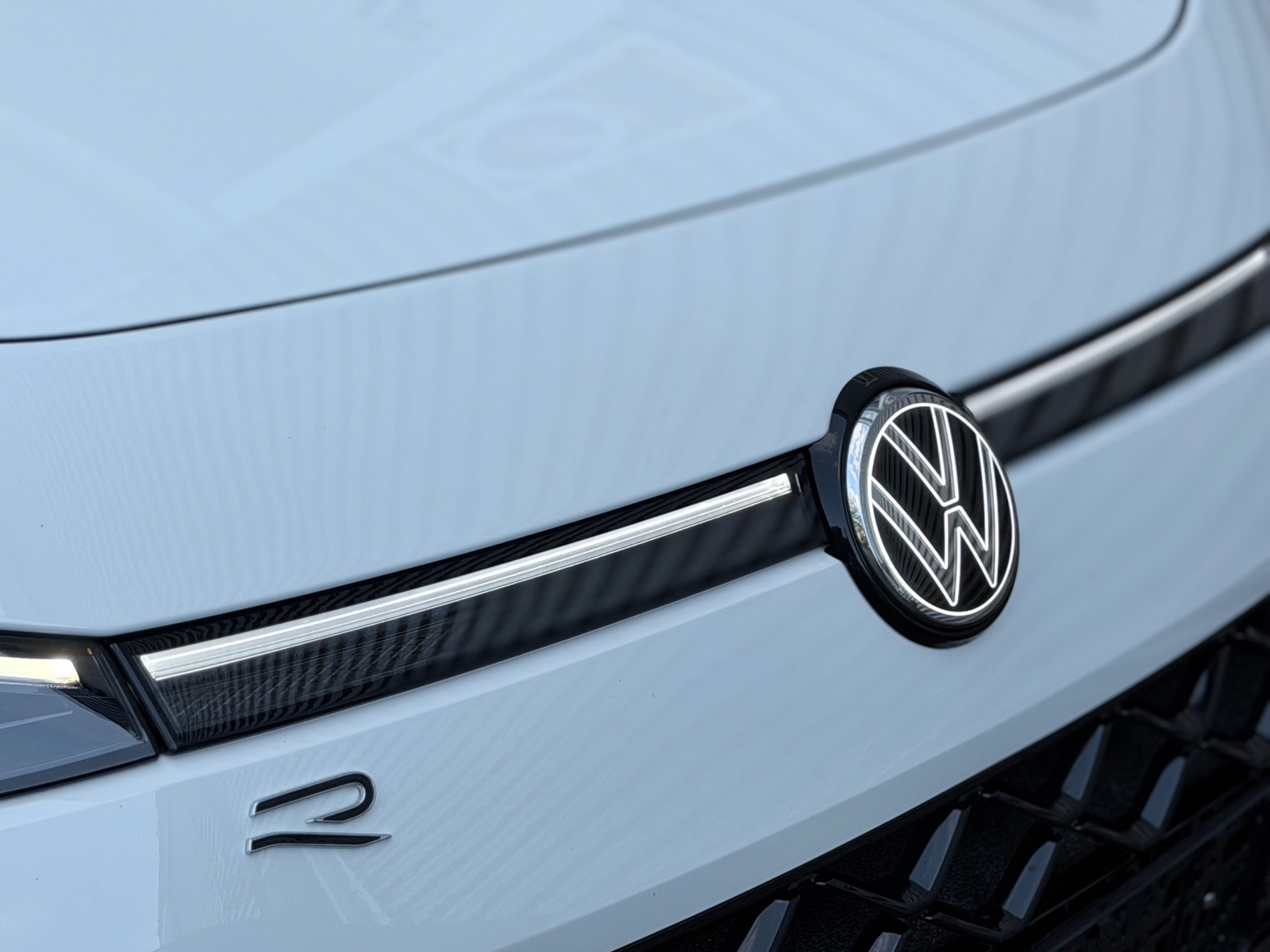Volkswagen T-Roc 1.5 eTSI R-Line Matrix (2026), foto 7