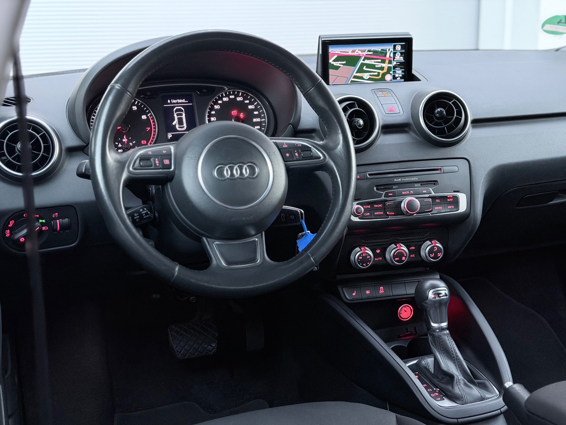 Audi A1 Sportback 1.0 TFSI S-Line (2018), foto 11