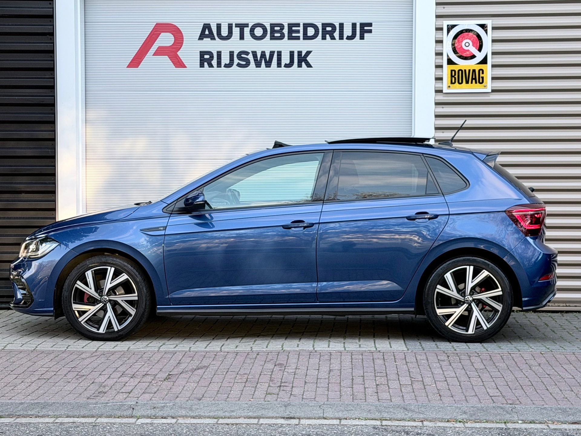 Volkswagen Polo 1.0 TSI R-Line (2022), foto 2