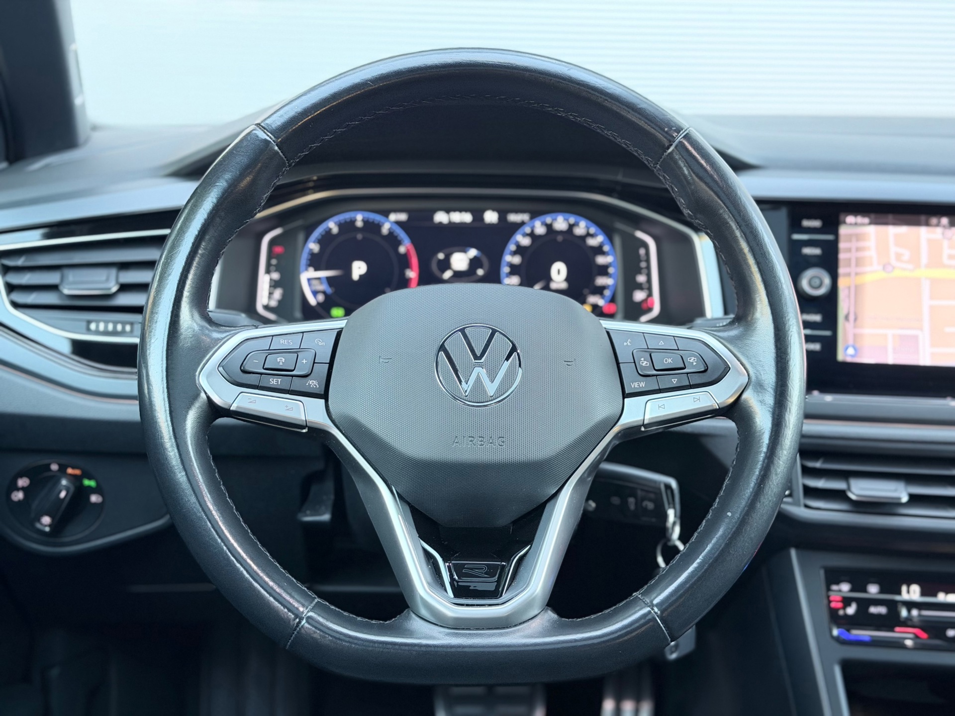 Volkswagen Polo 1.0 TSI R-Line (2022), foto 12
