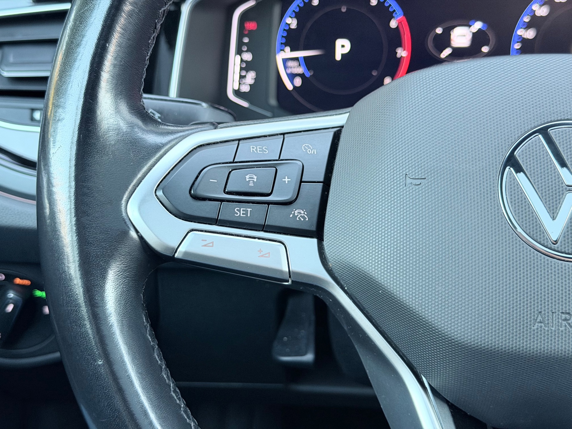 Volkswagen Polo 1.0 TSI R-Line (2022), foto 13