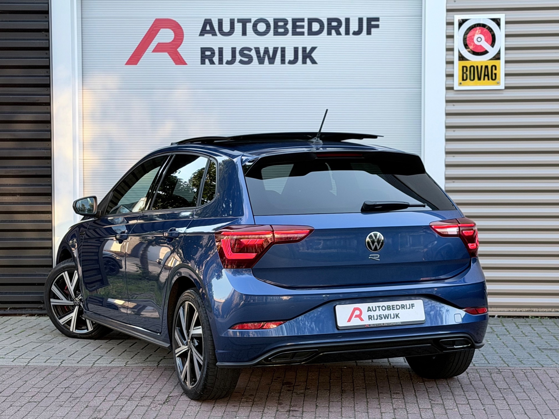 Volkswagen Polo 1.0 TSI R-Line (2022), foto 3