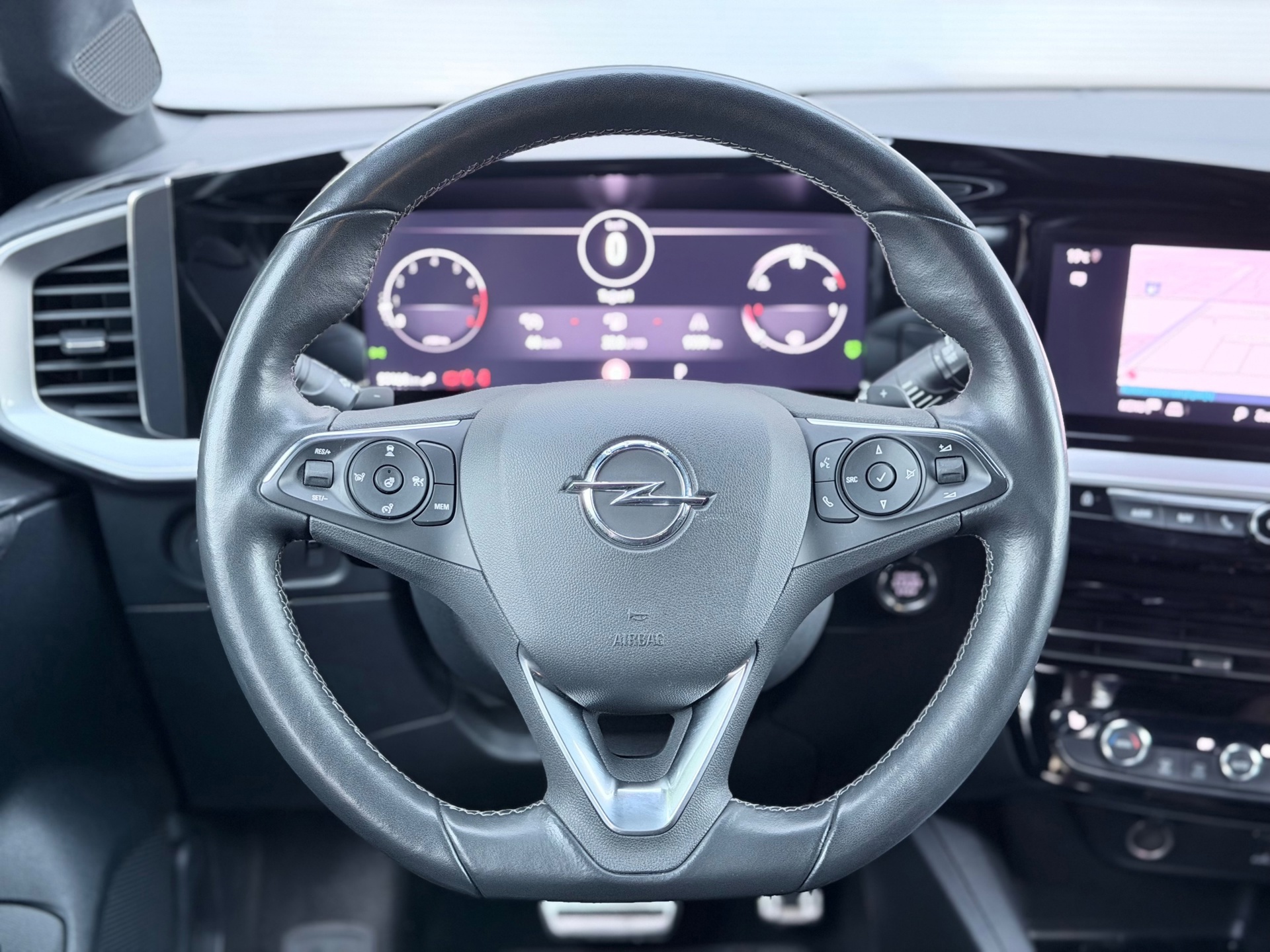 Opel MOKKA 1.2 Turbo Ultimate (2022), foto 13