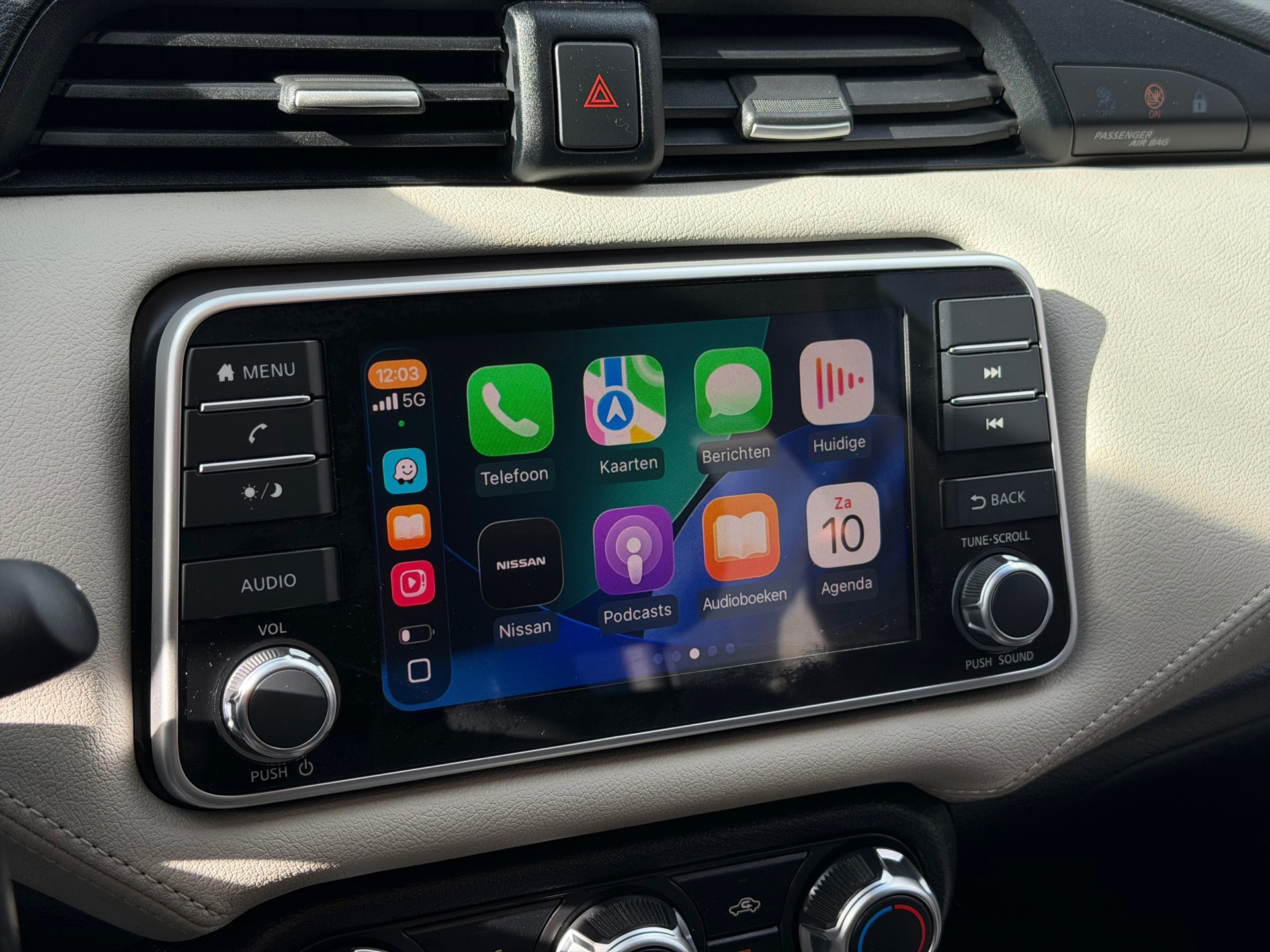 Nissan Micra 1.0 IG-T N-Connecta (2020), foto 16