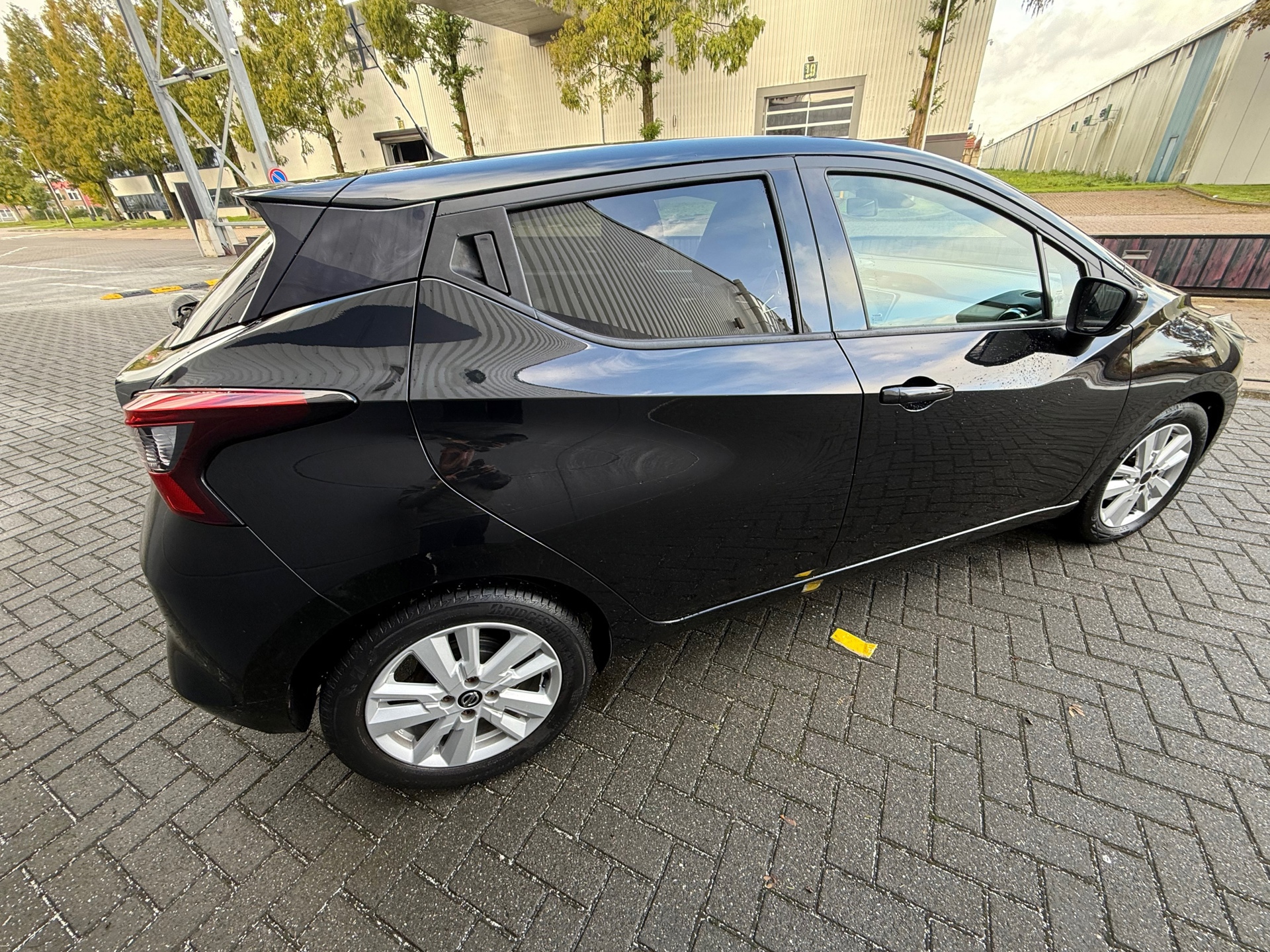 Nissan Micra 1.0 IG-T N-Connecta (2020), foto 5