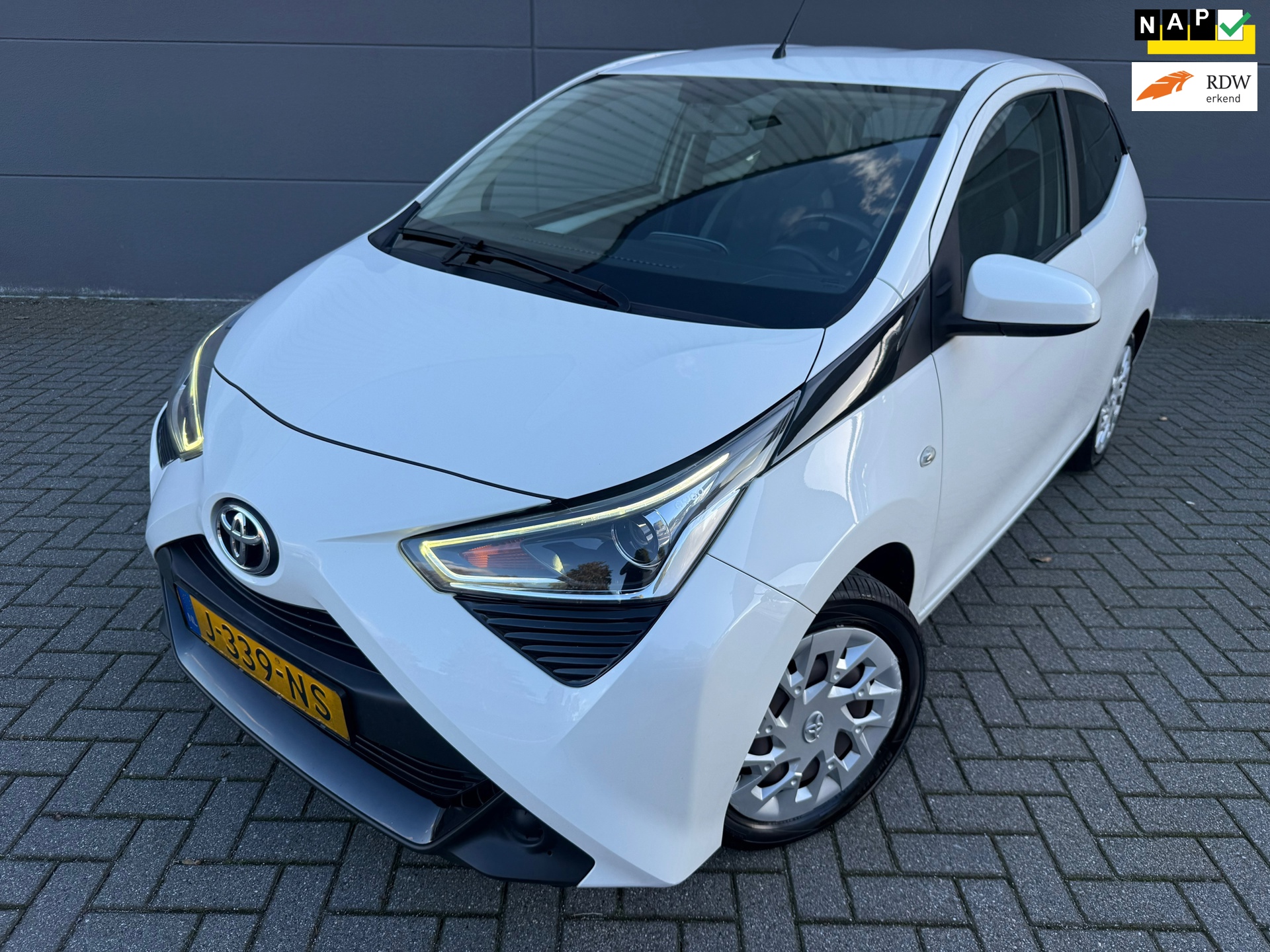 Toyota Aygo 1.0 VVT-i x-play (2020), foto 1