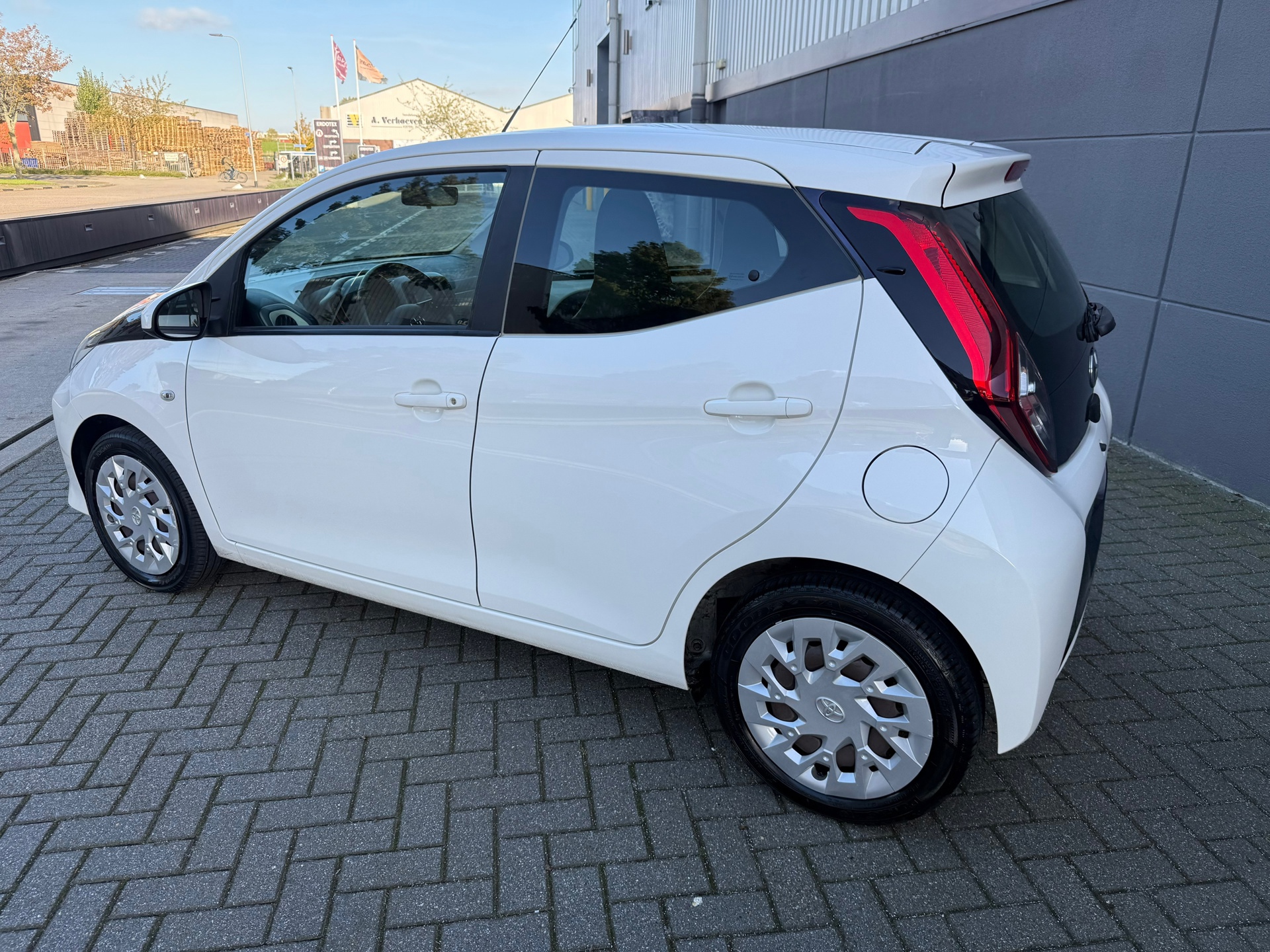 Toyota Aygo 1.0 VVT-i x-play (2020), foto 8