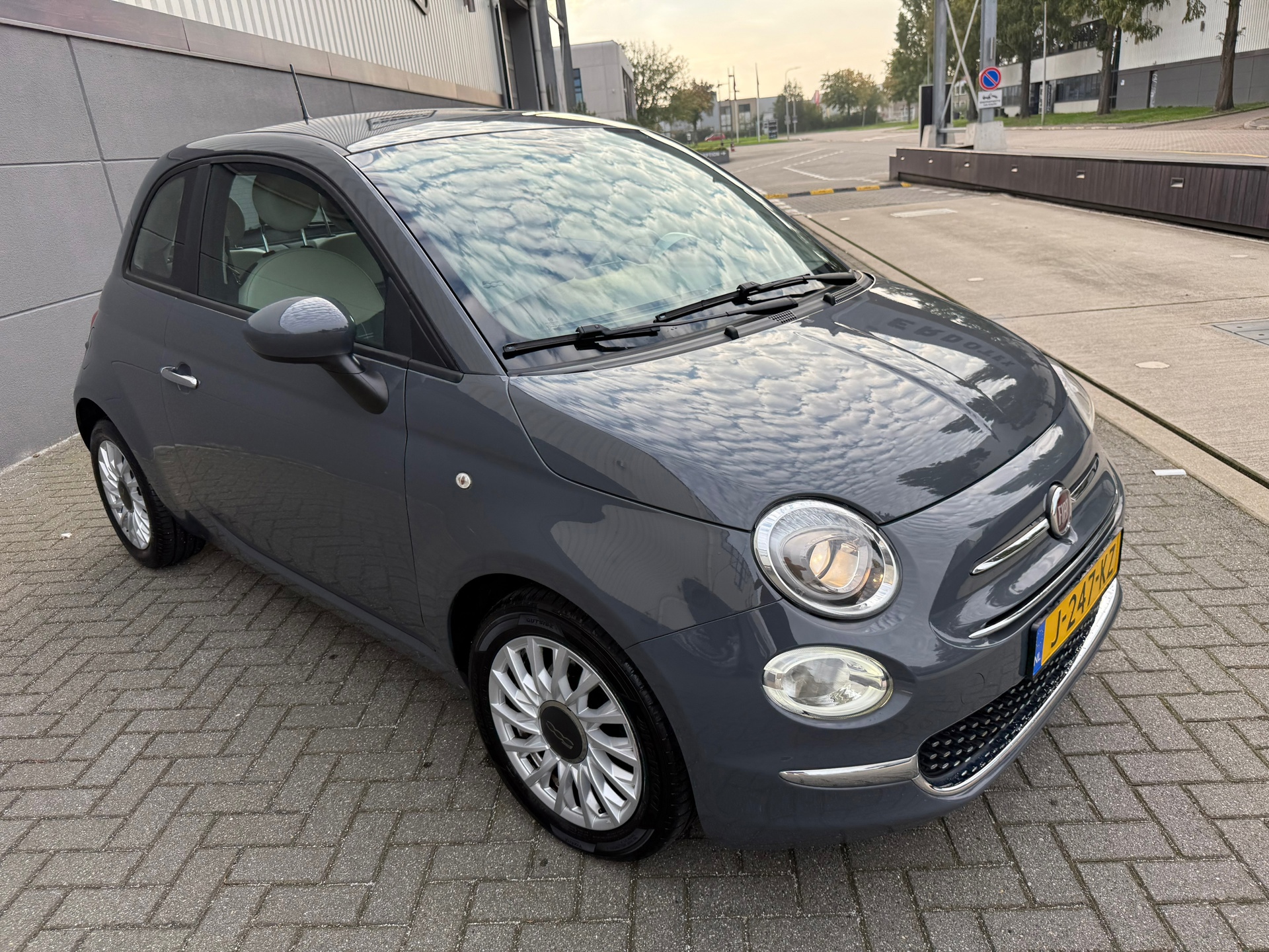 Fiat 500 1.2 Lounge (2020), foto 3