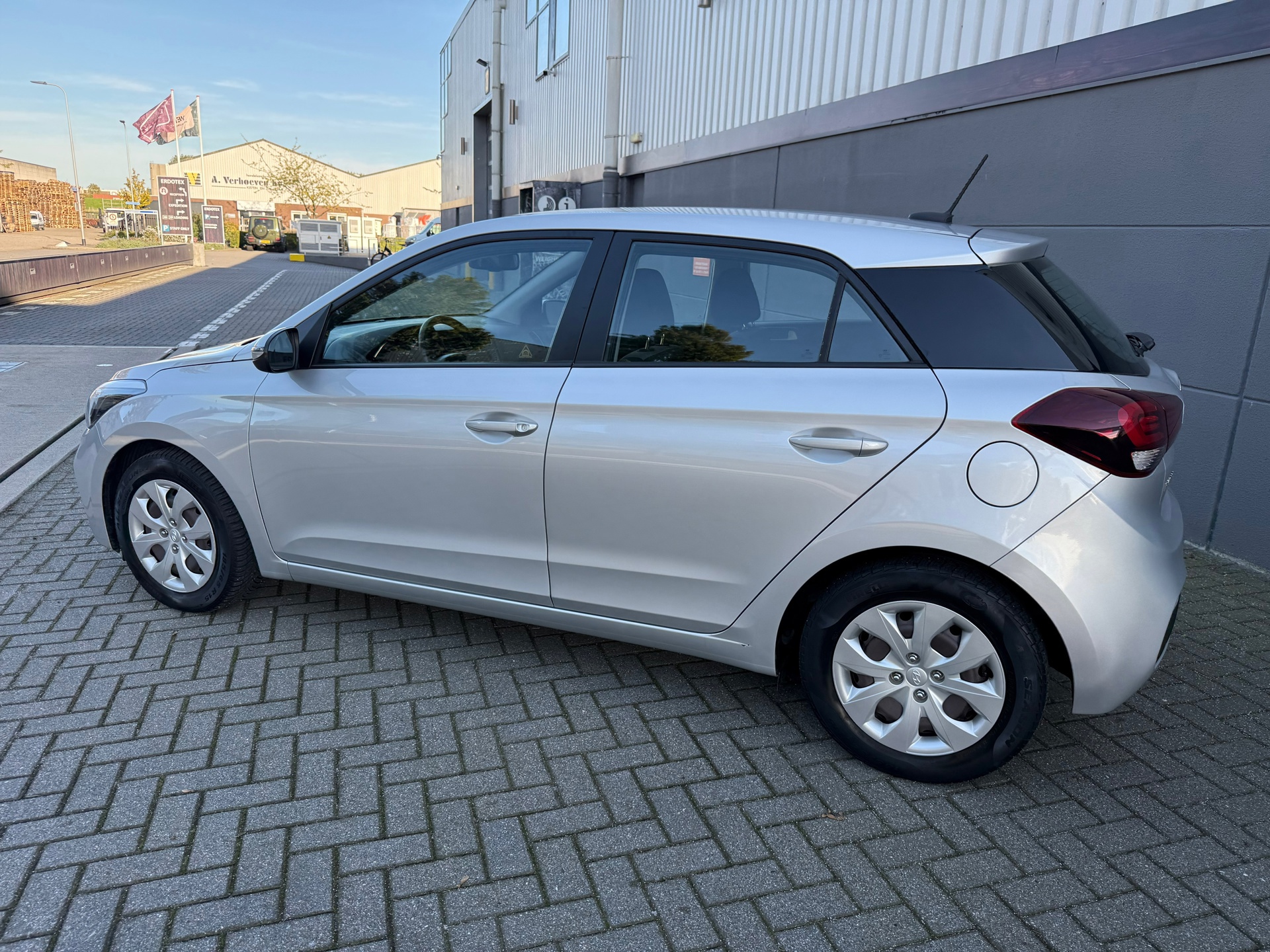 Hyundai I20 1.0 T-GDI Comfort (2020), foto 8