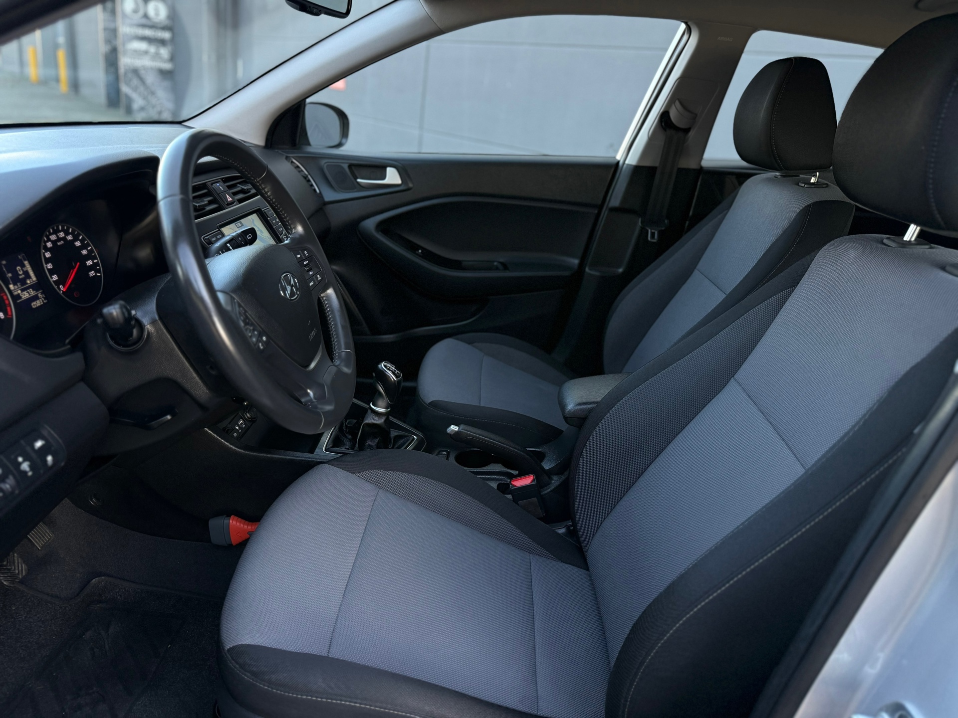 Hyundai I20 1.0 T-GDI Comfort (2020), foto 10