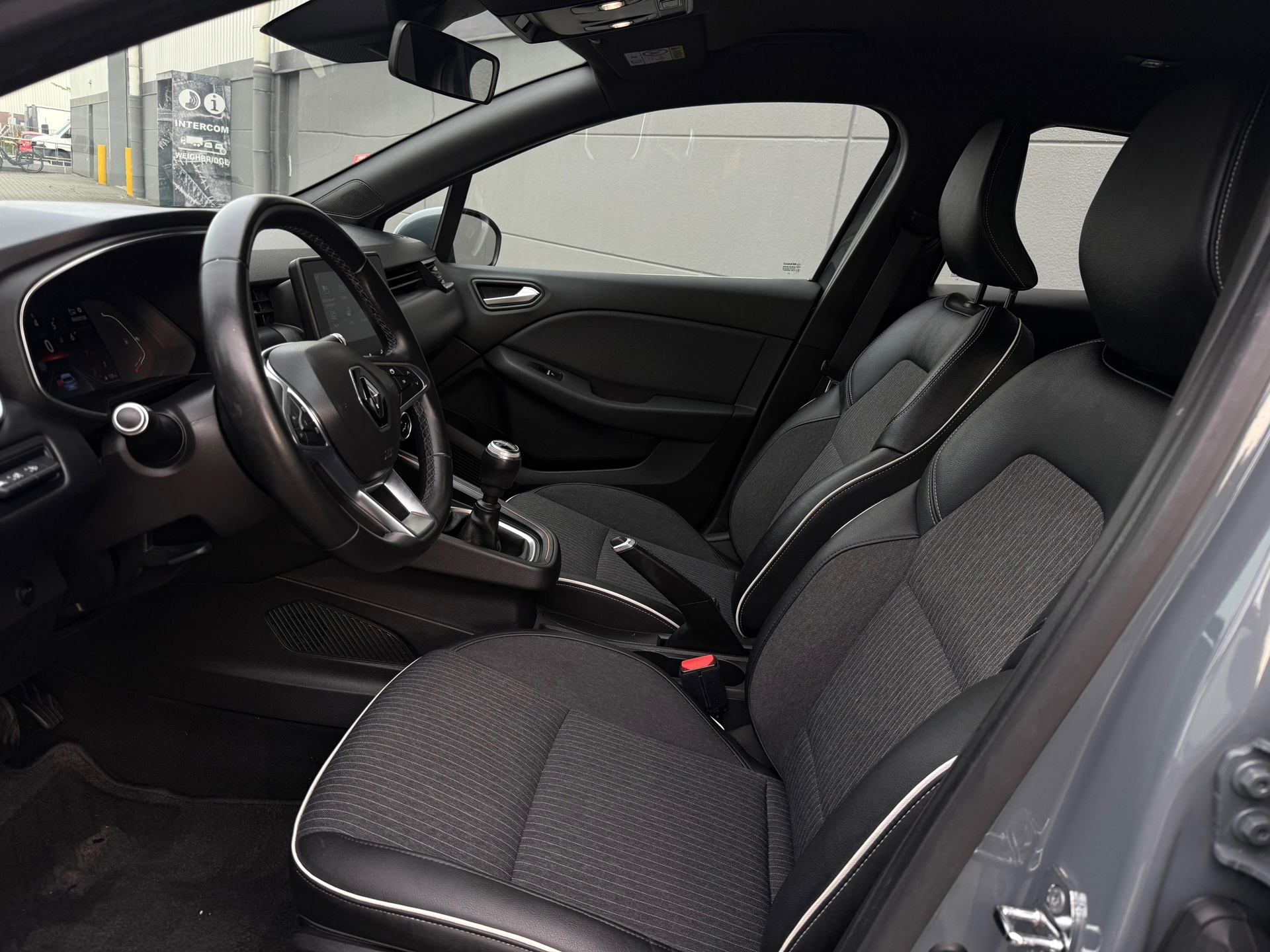 Renault Clio 1.0 TCe Intens (2021), foto 10