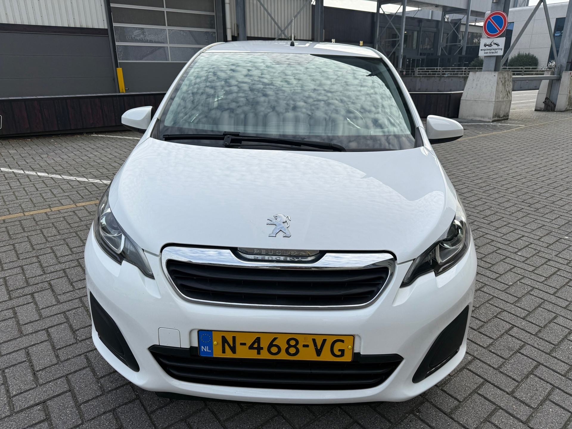 Peugeot 108 1.0 e-VTi Active (2022), foto 2