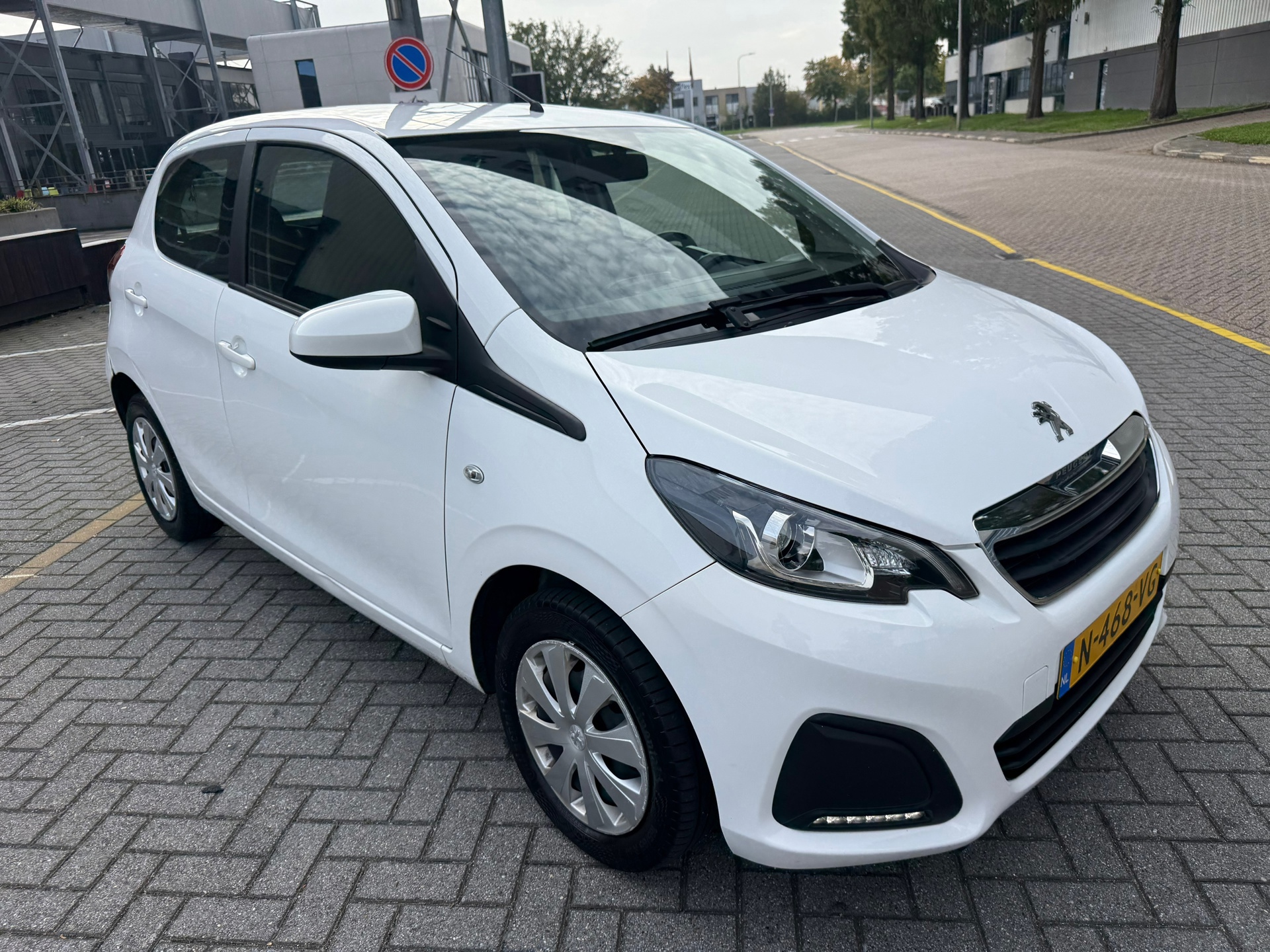 Peugeot 108 1.0 e-VTi Active (2022), foto 3