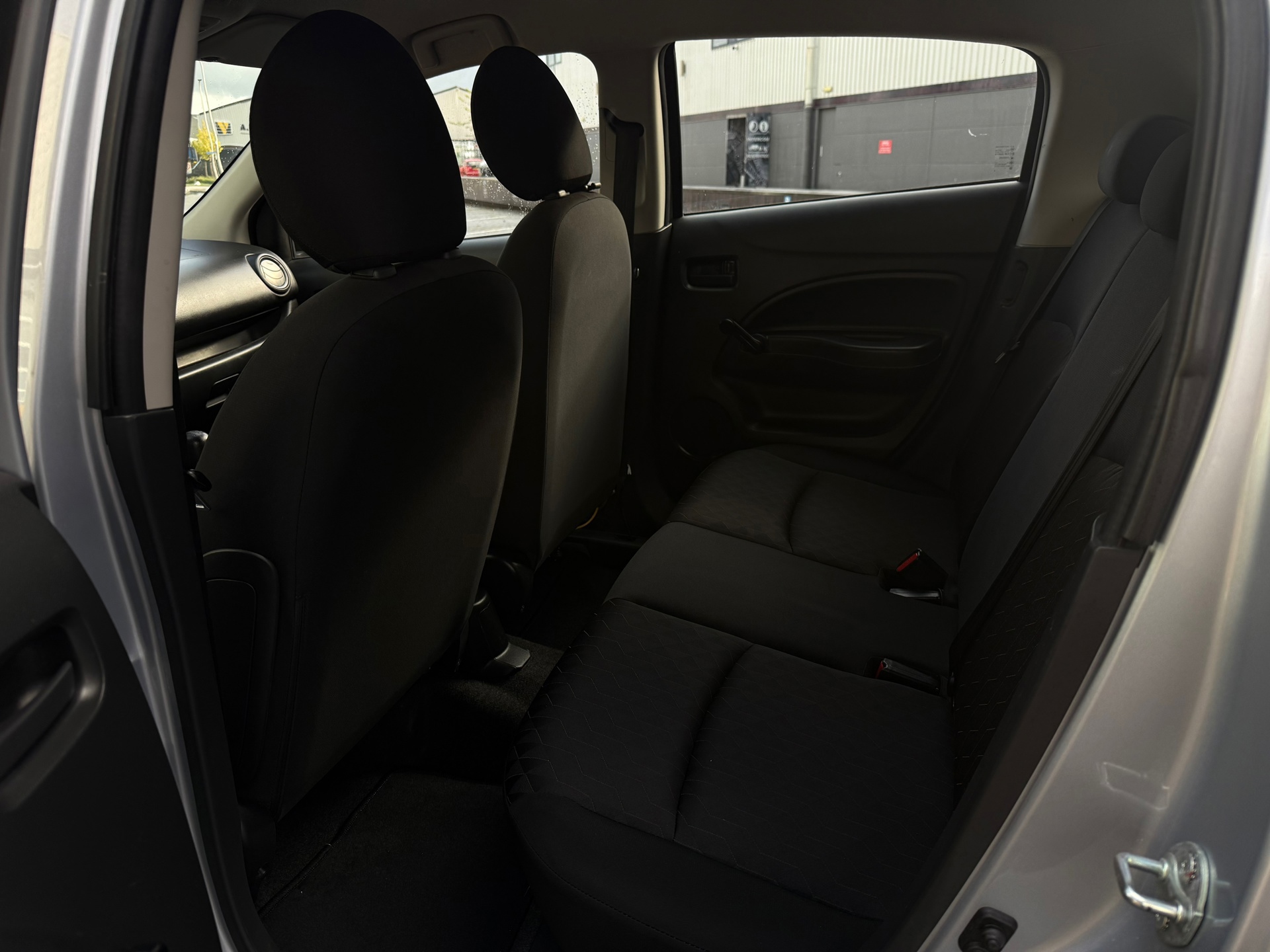 Mitsubishi Space Star 1.2 Cool (2021), foto 9