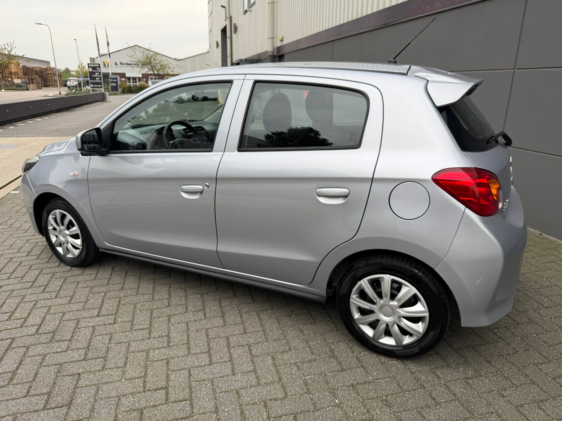 Mitsubishi Space Star 1.2 Cool (2021), foto 8