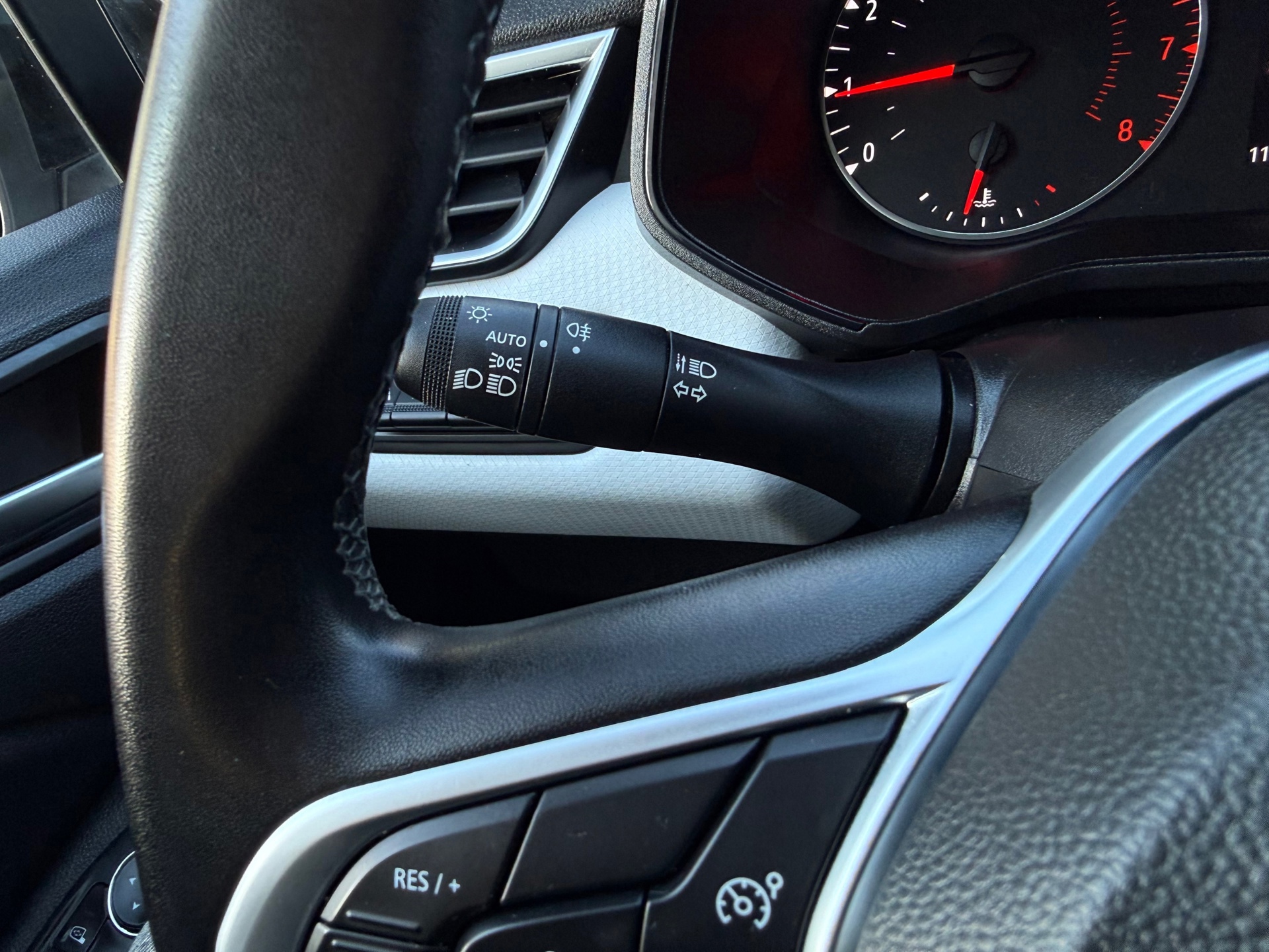 Renault Clio 1.0 TCe 90 Evolution (2023), foto 14