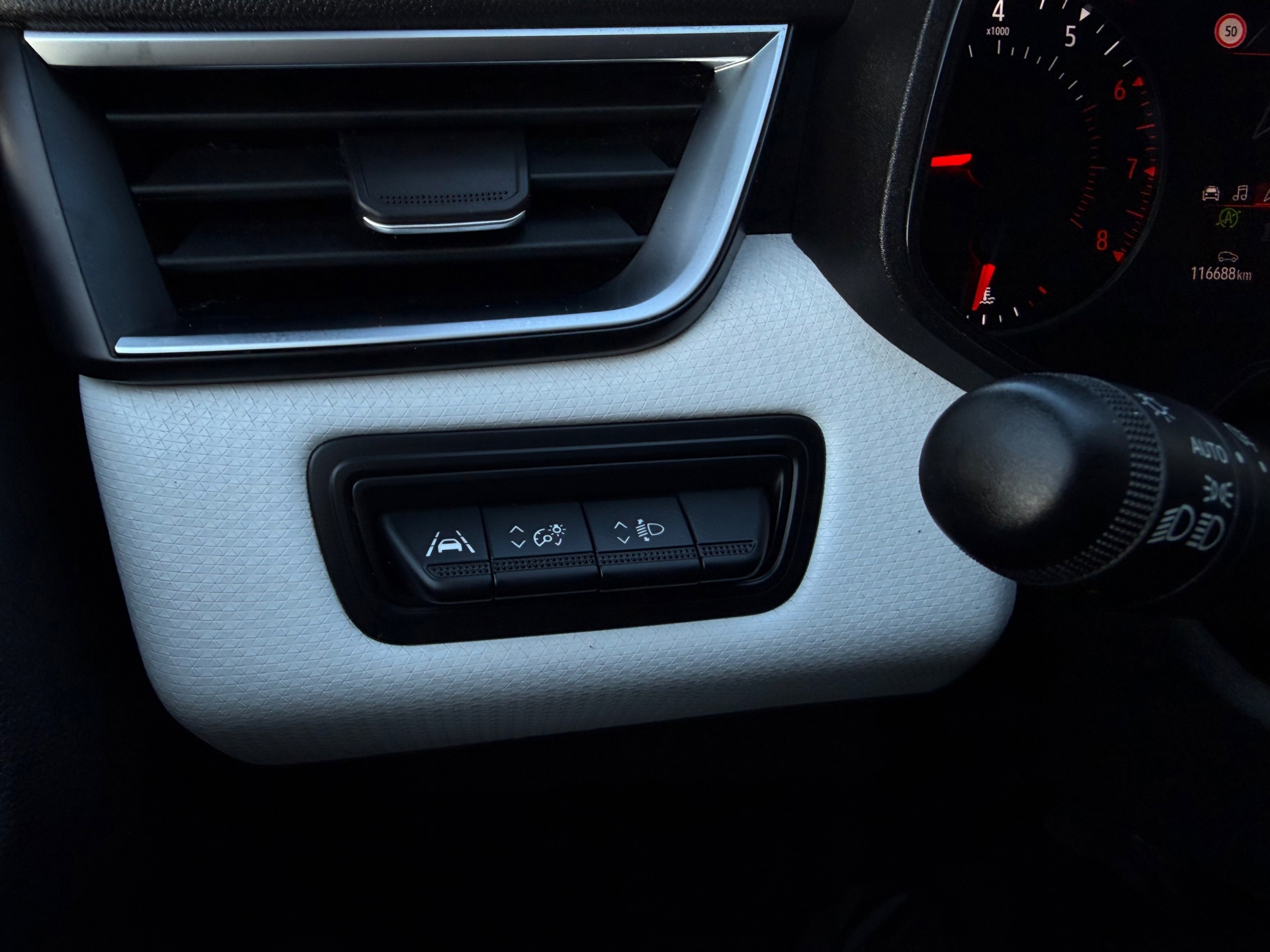 Renault Clio 1.0 TCe 90 Evolution (2023), foto 20